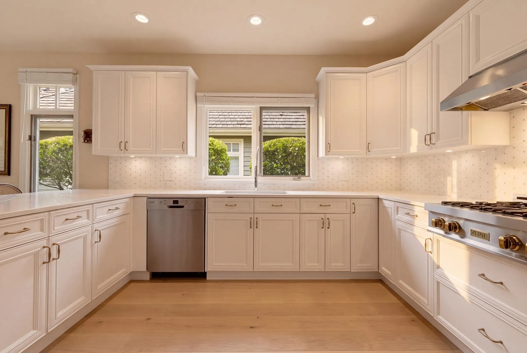 6505 3 Avenue #327