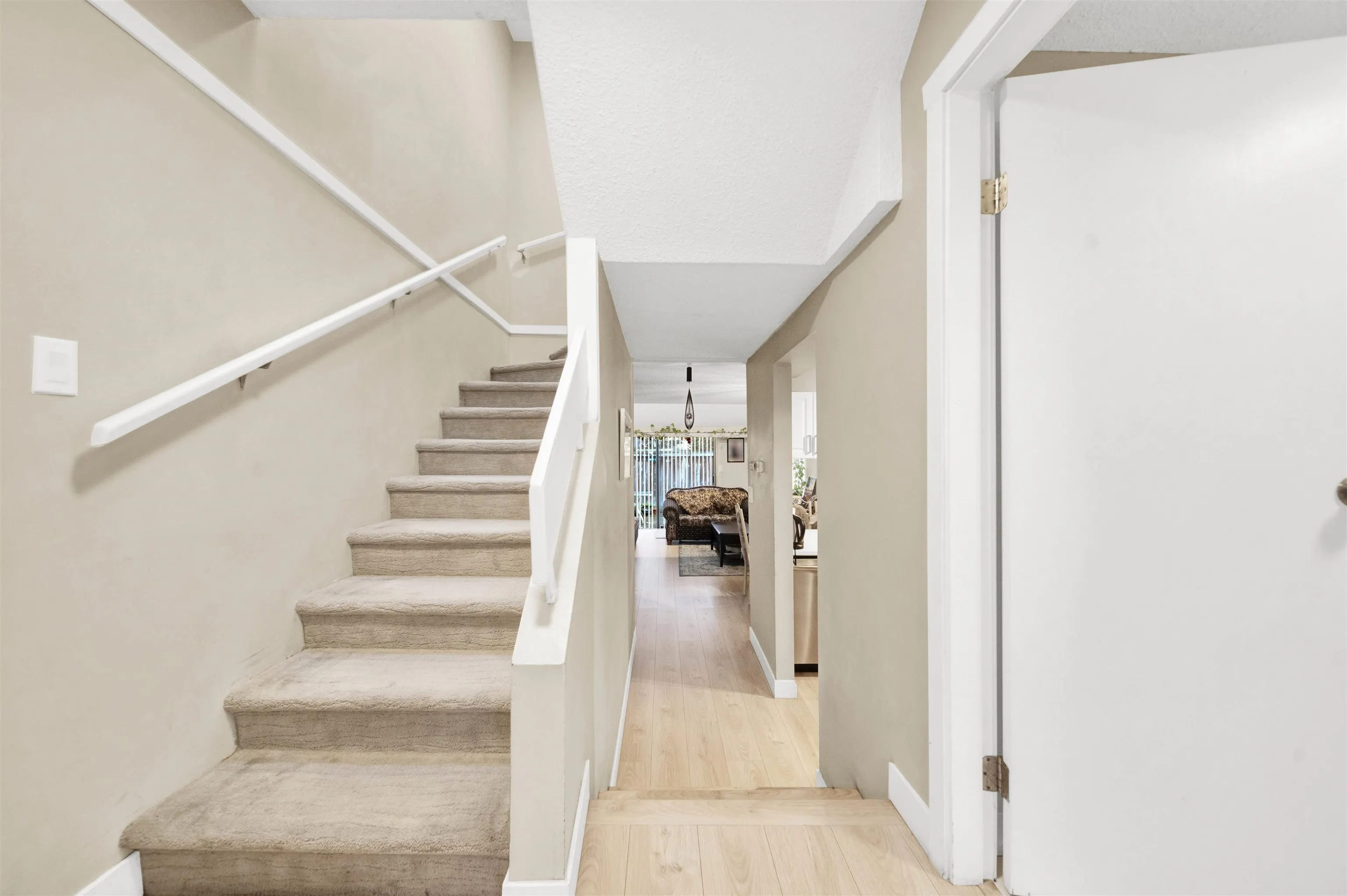 17702 60 Avenue #28