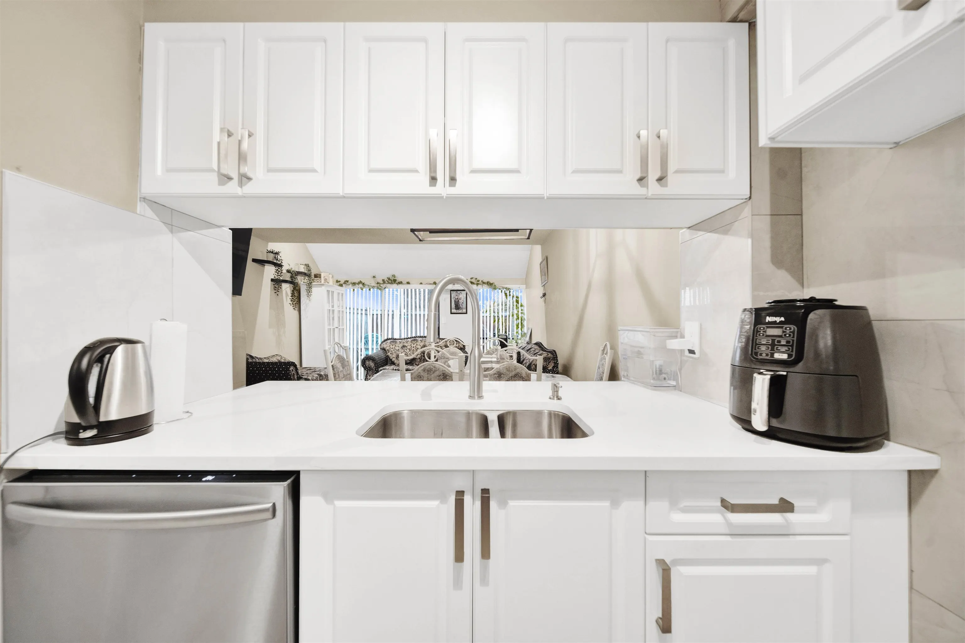 17702 60 Avenue #28
