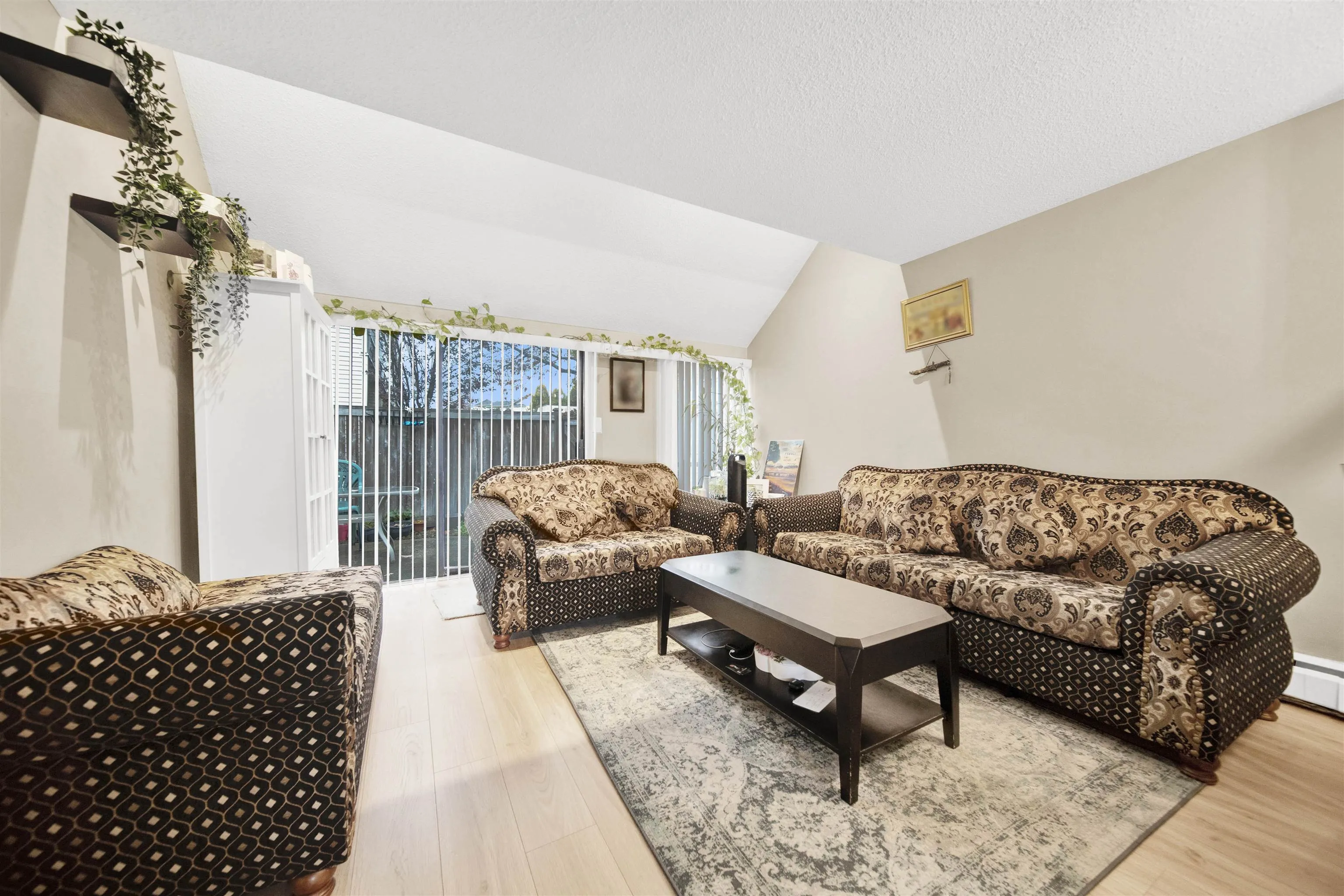 17702 60 Avenue #28