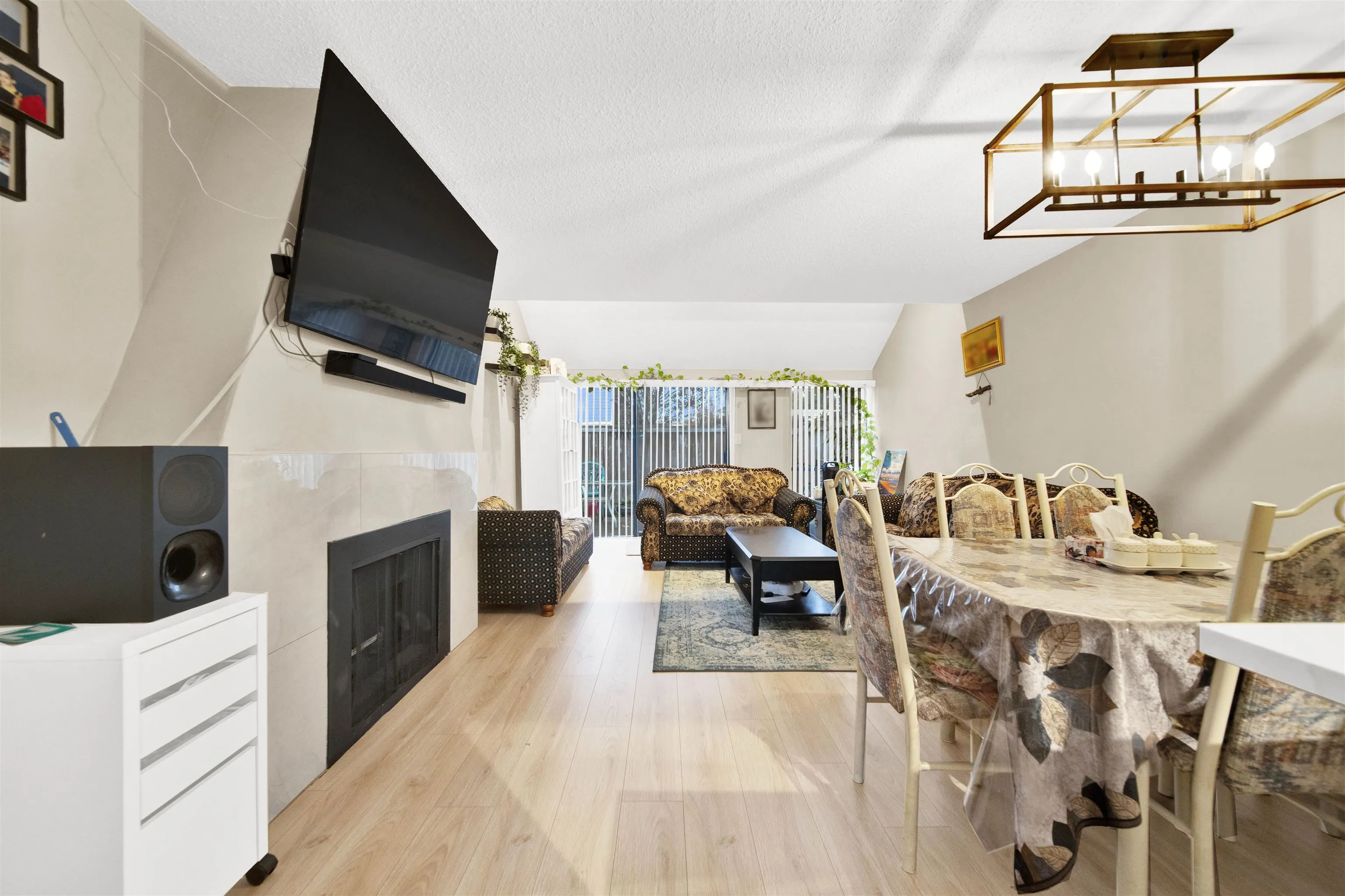 17702 60 Avenue #28