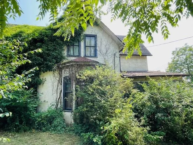 239 Fourth Street