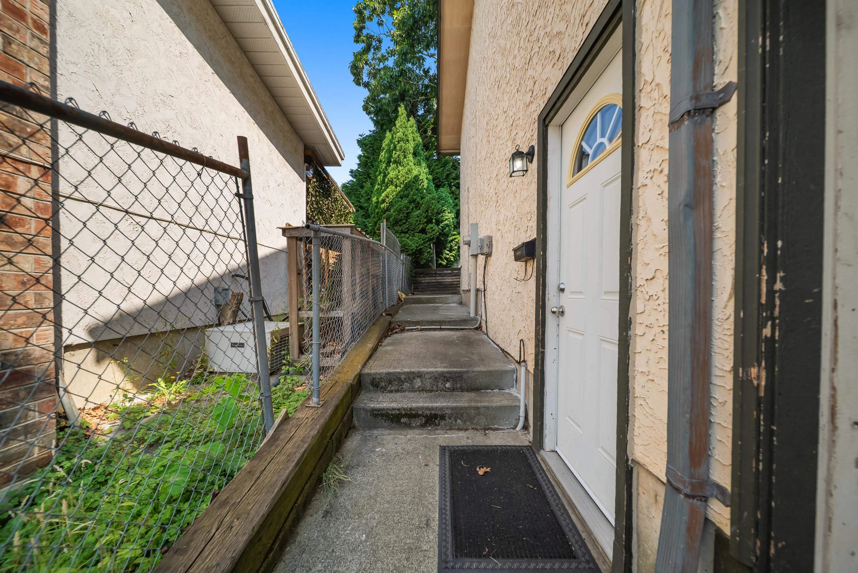 34855 Mcleod Avenue