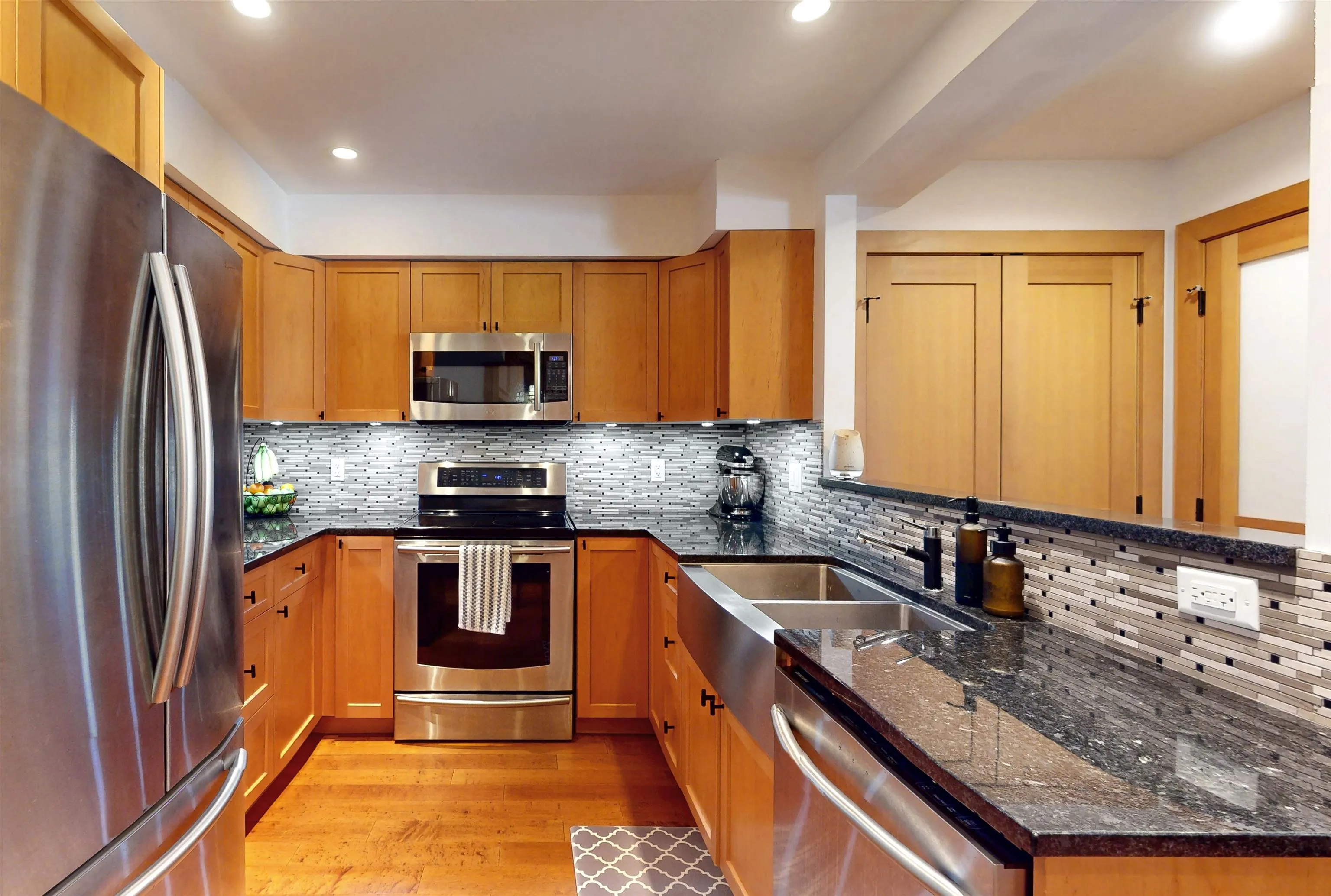 2556 Snowridge Crescent #11