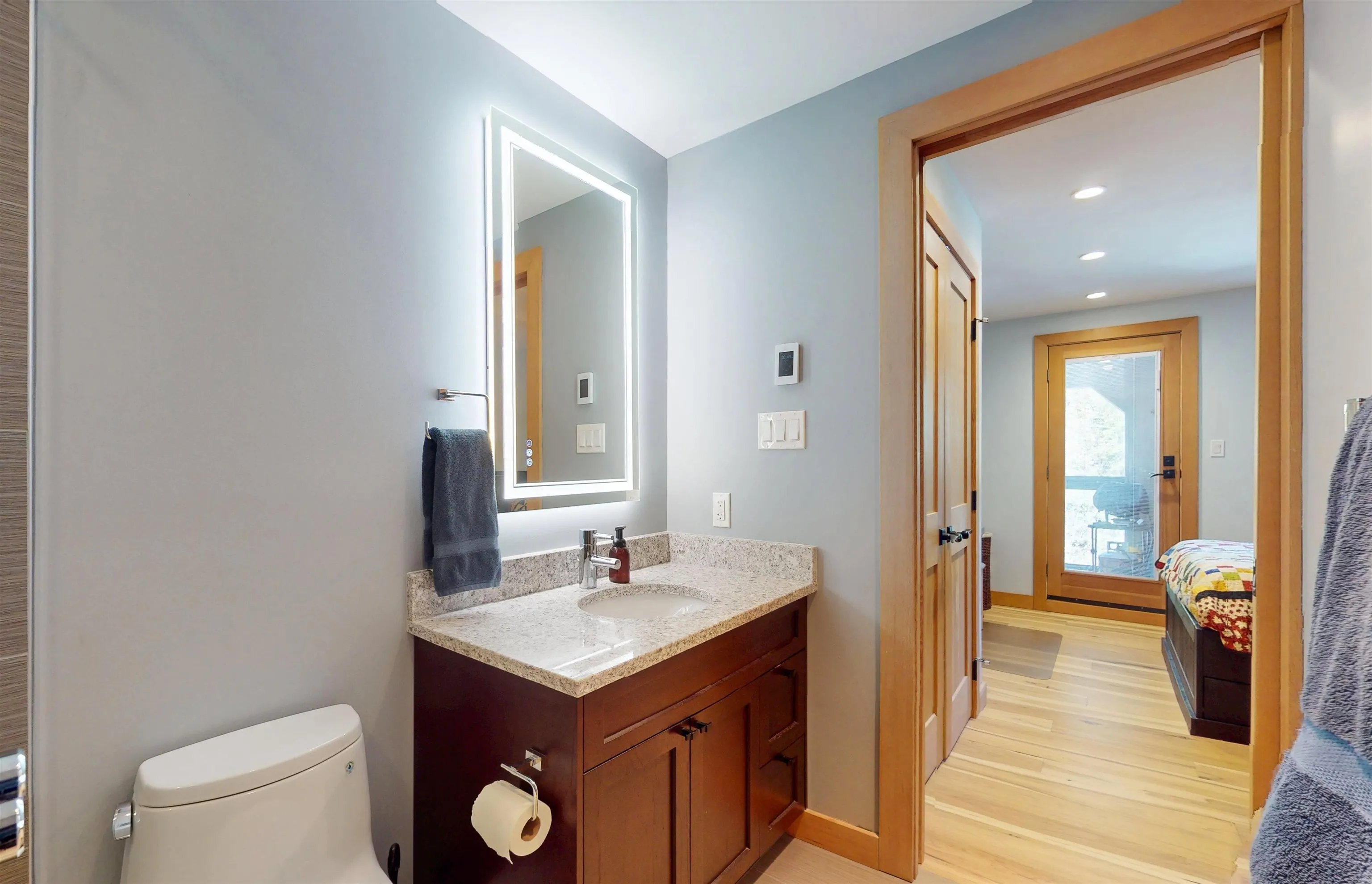 2556 Snowridge Crescent #11