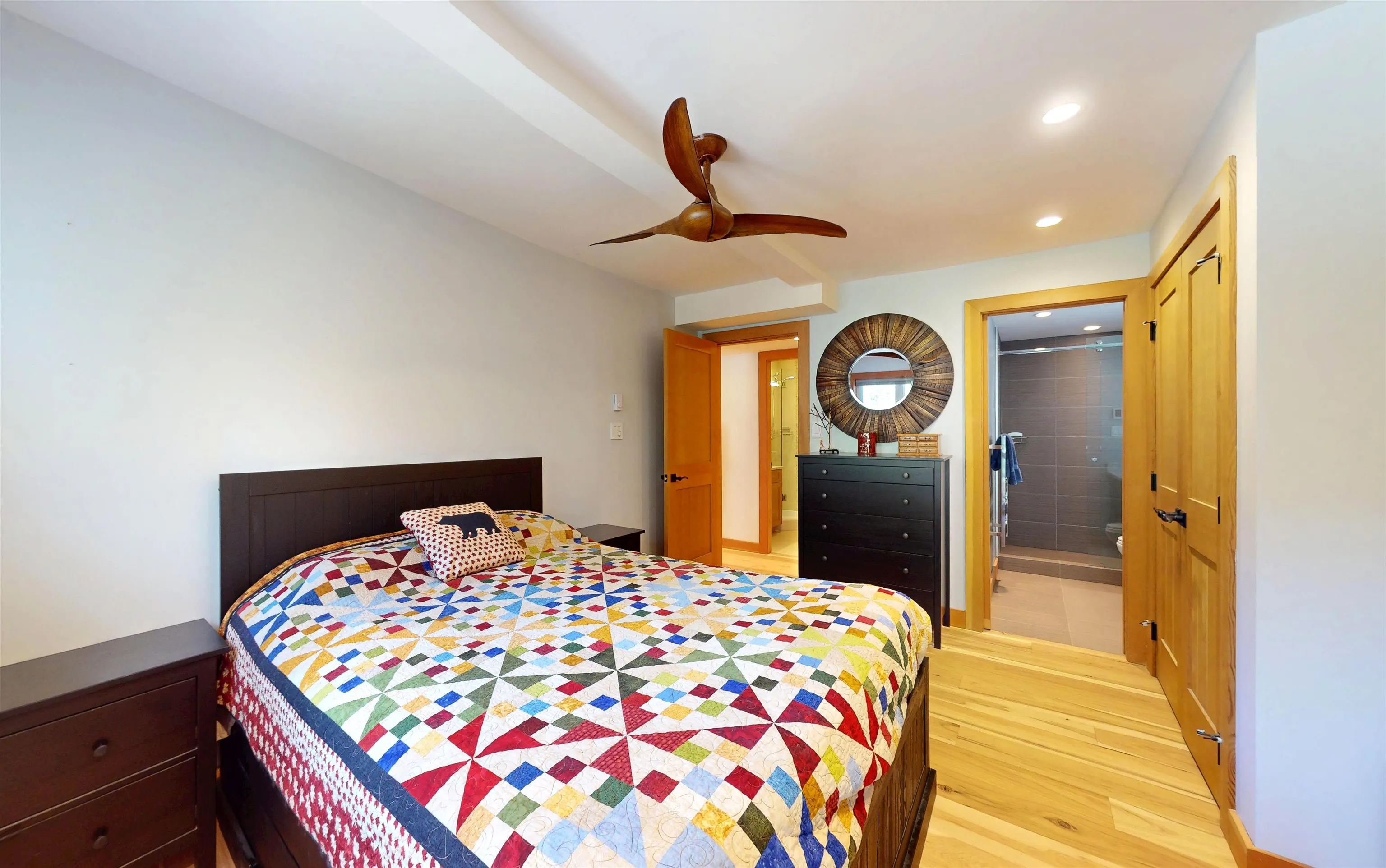 2556 Snowridge Crescent #11