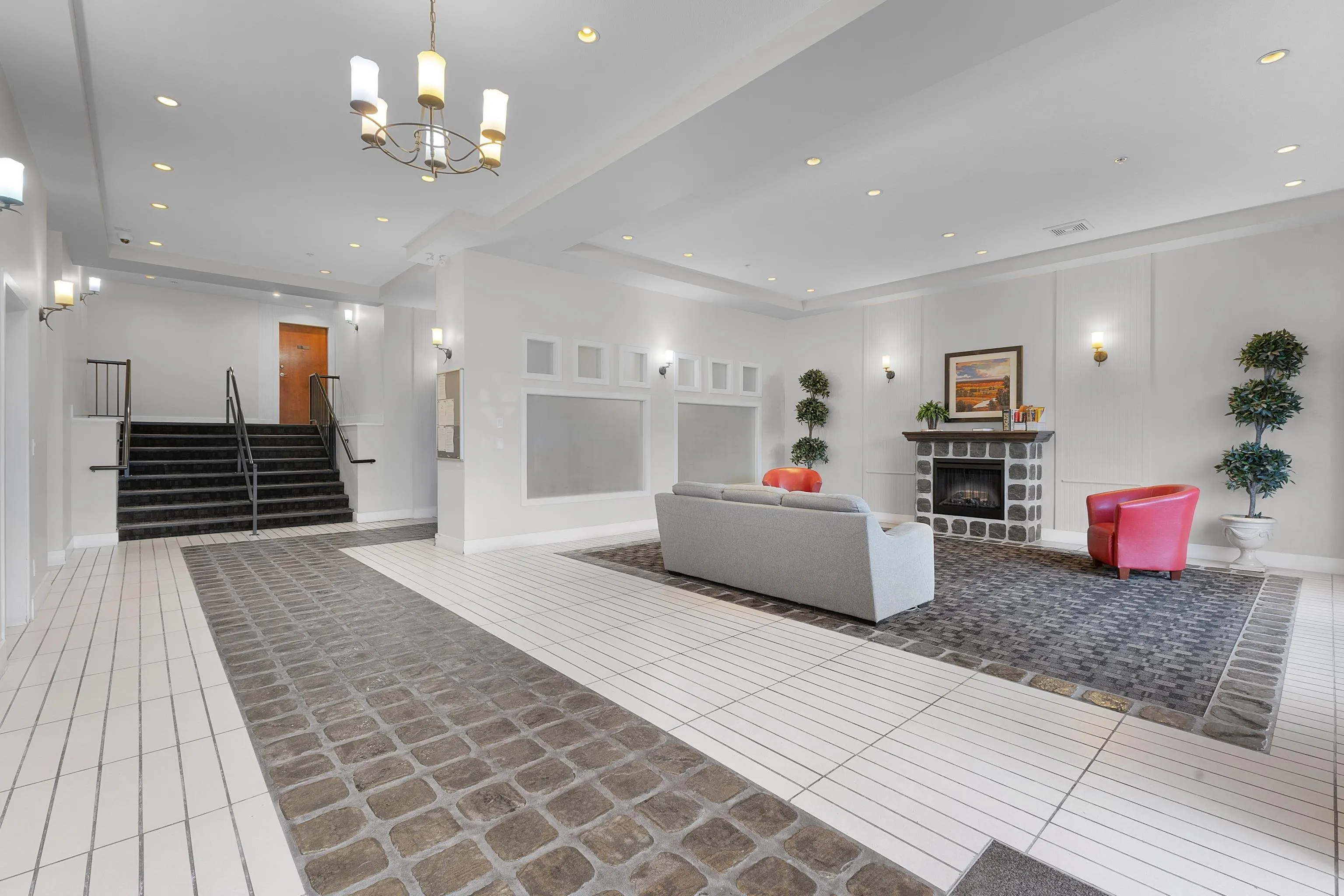 10180 153 Street #318