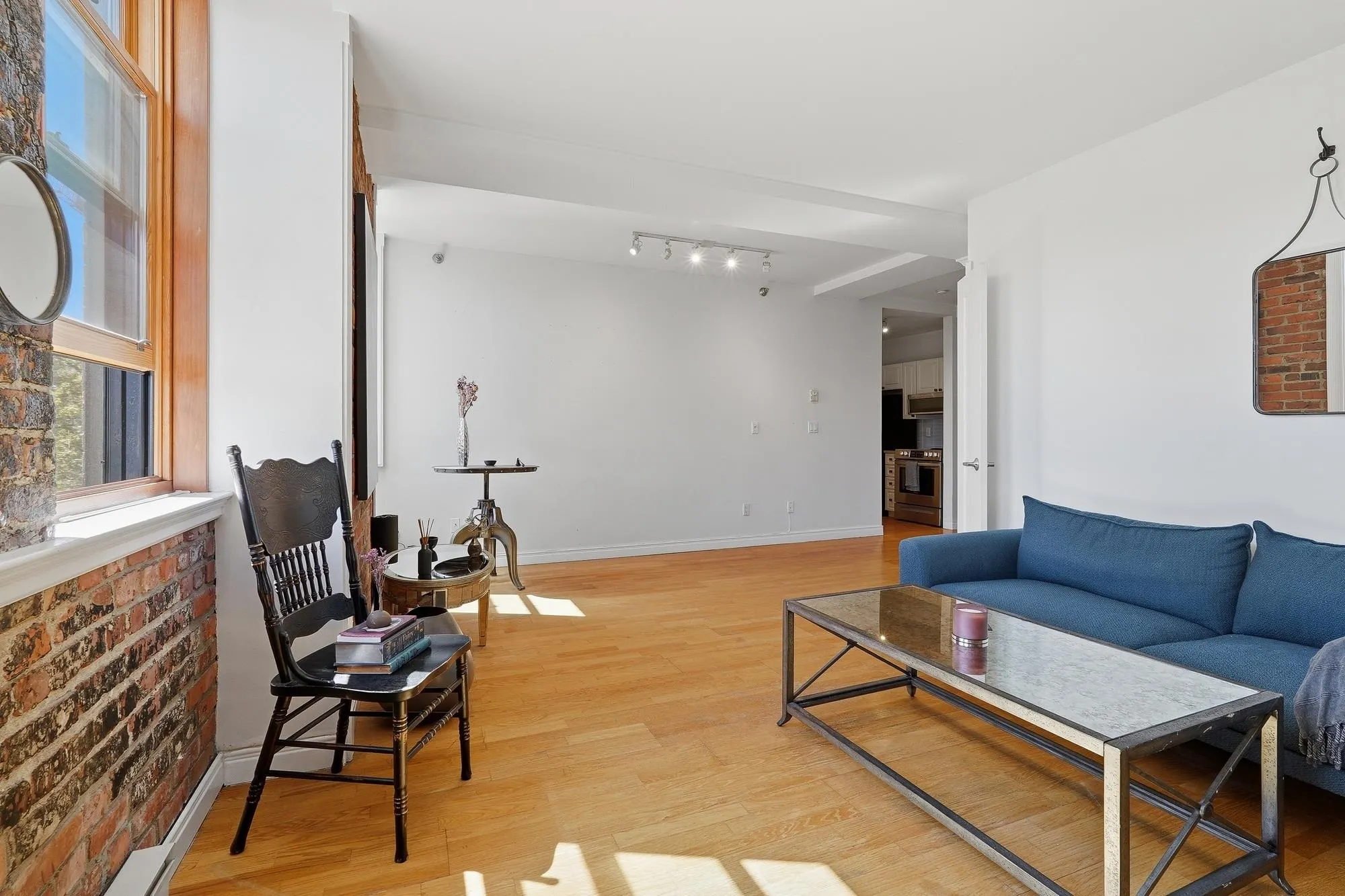 233 Abbott Street #403
