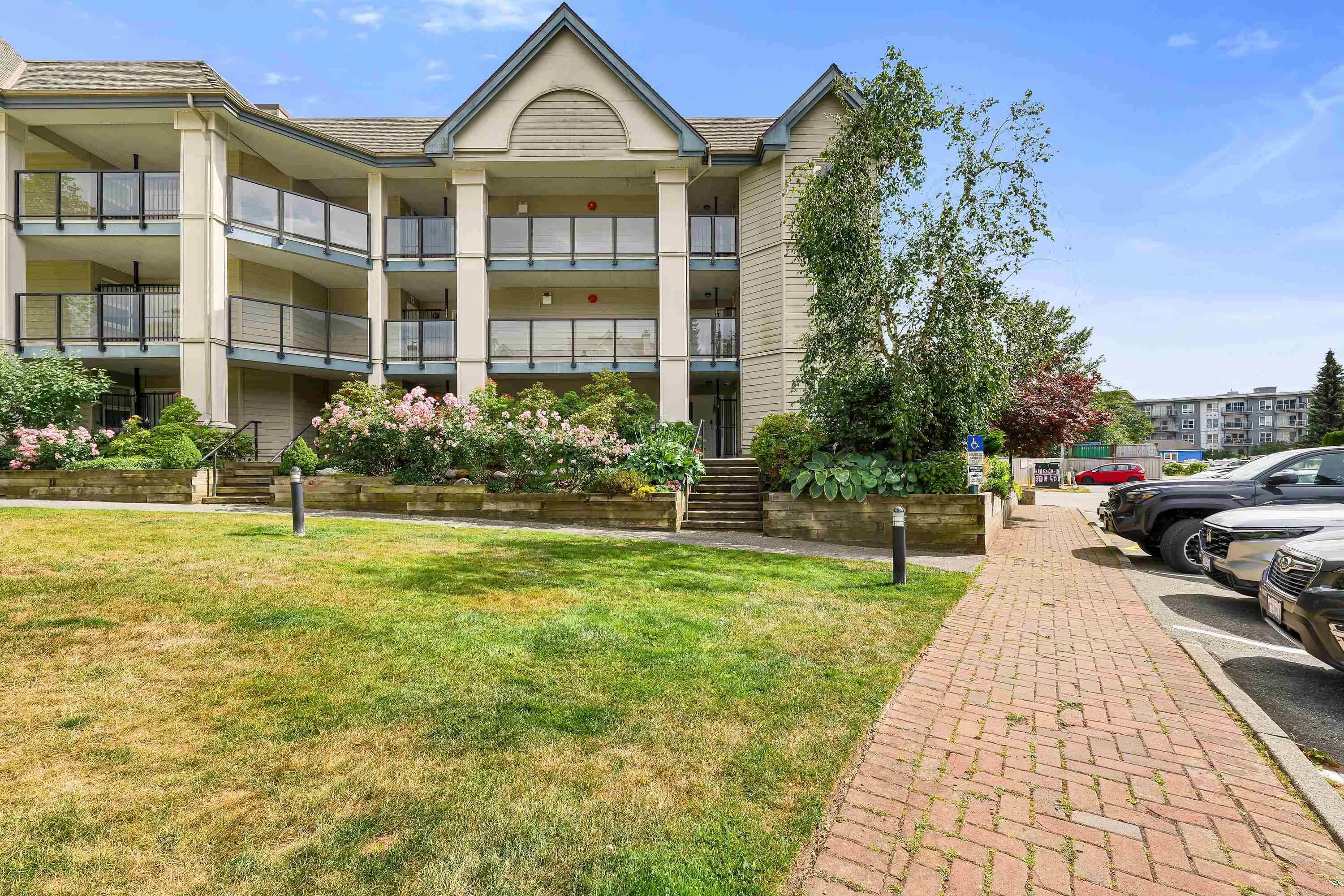 1468 Pemberton Avenue #110
