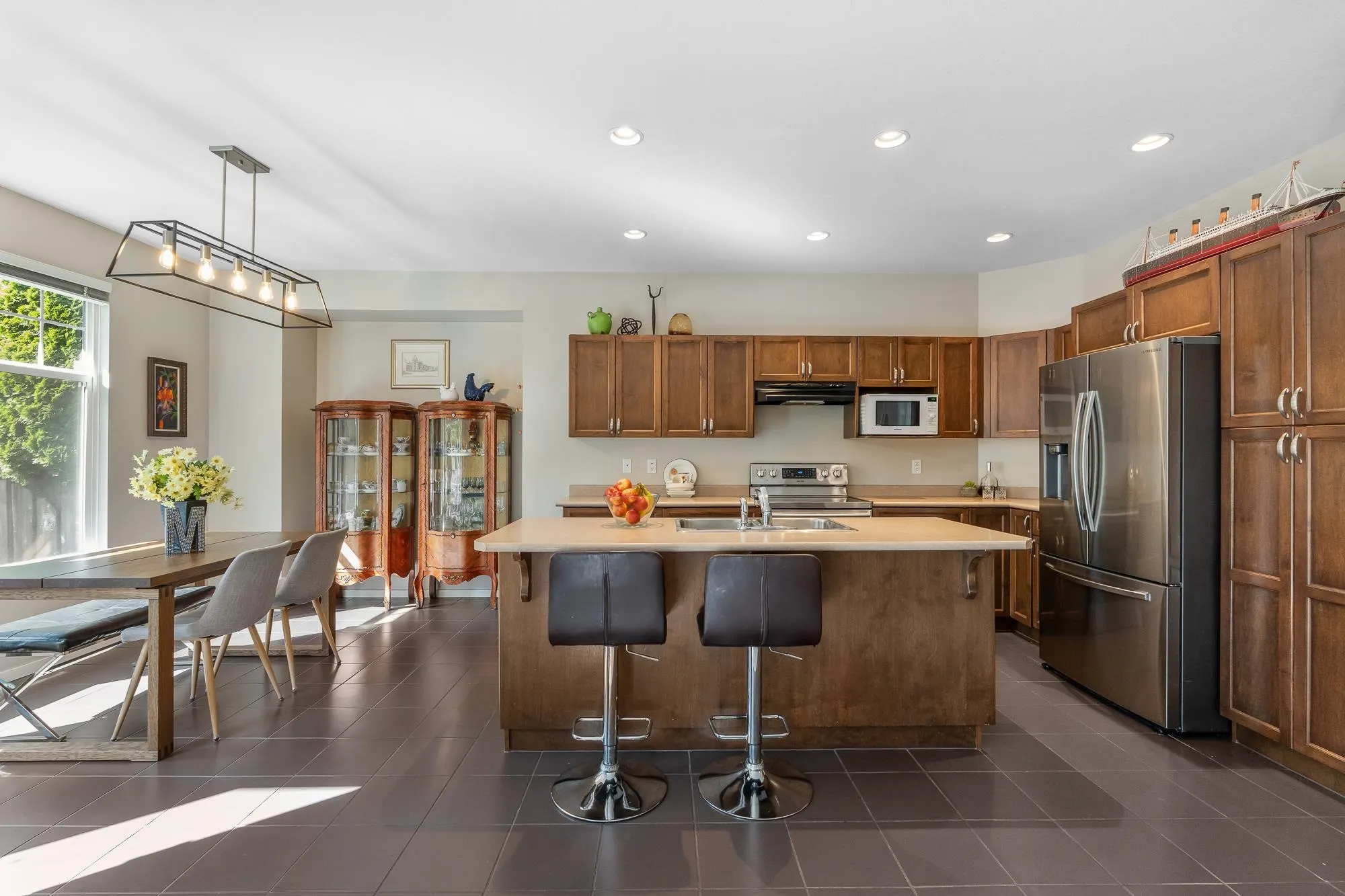 6 Alder Drive