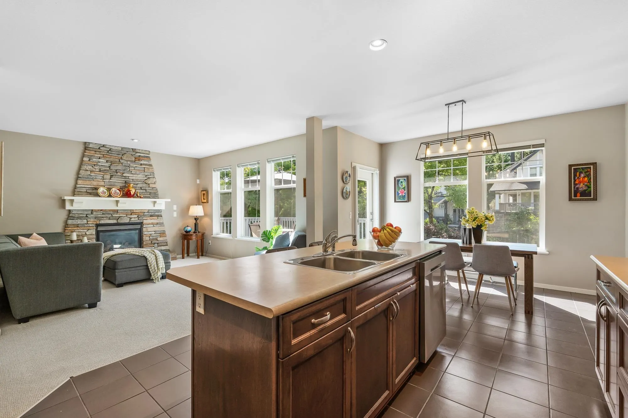 6 Alder Drive