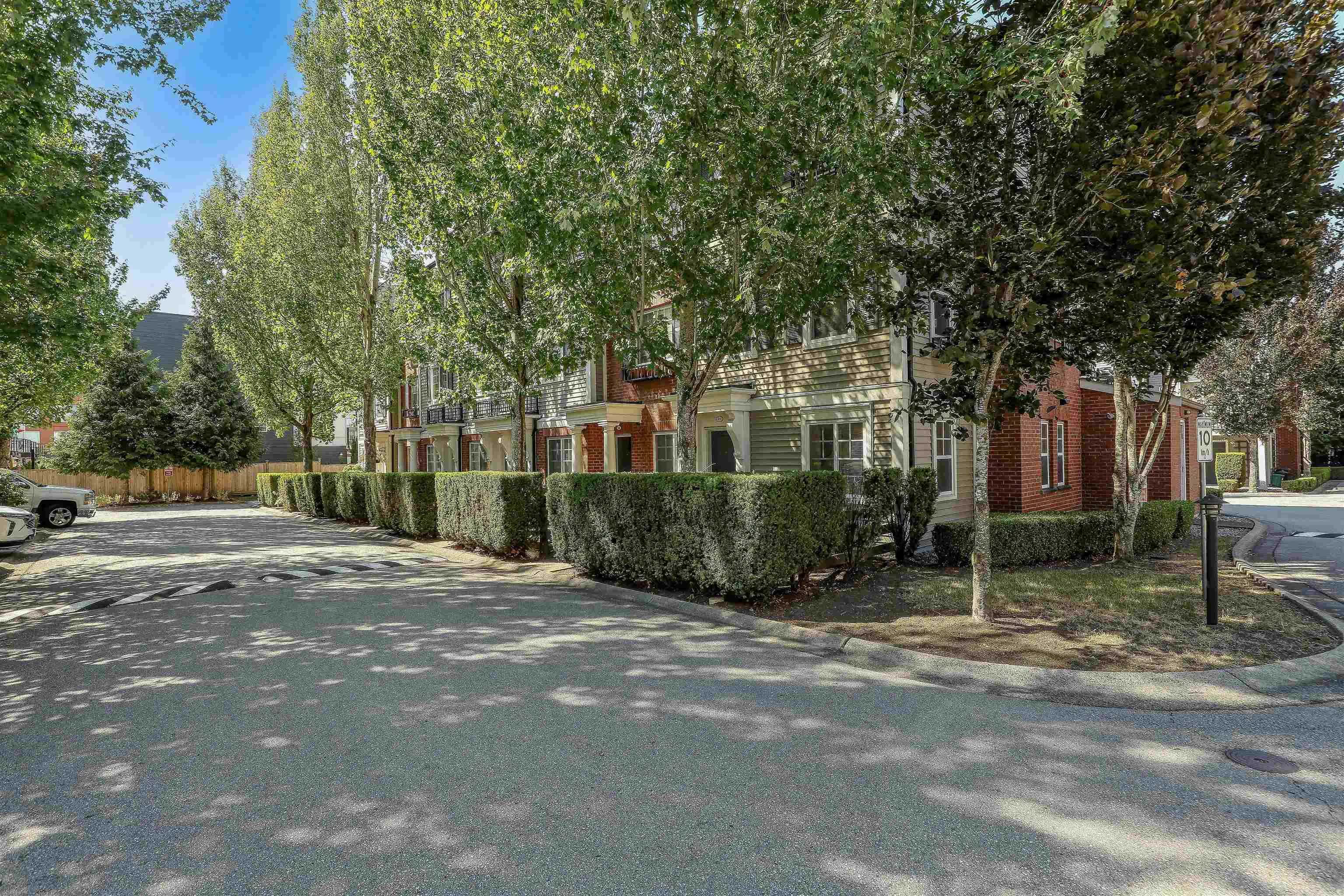 7233 189 Street #81