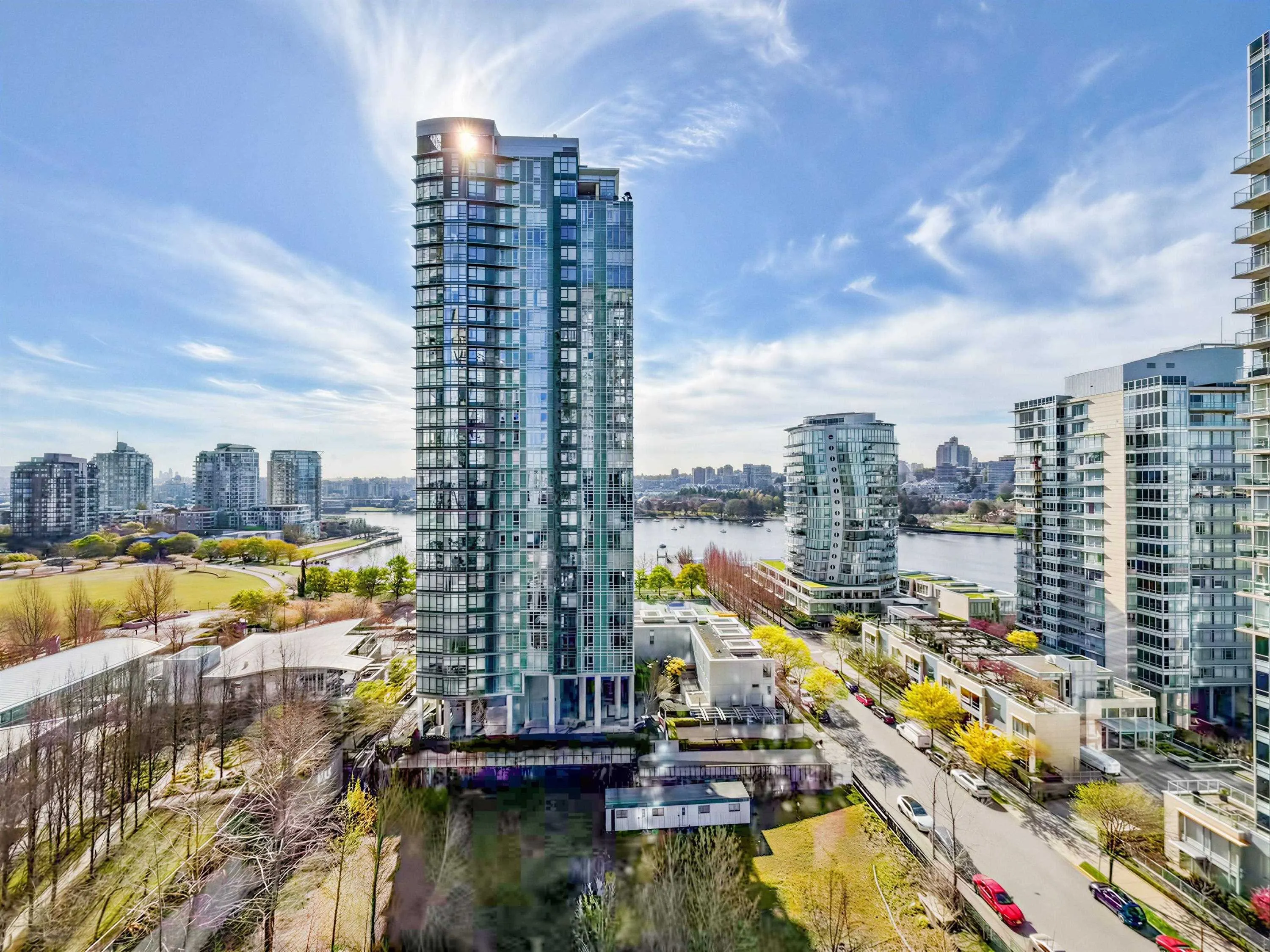 455 Beach Crescent #1501