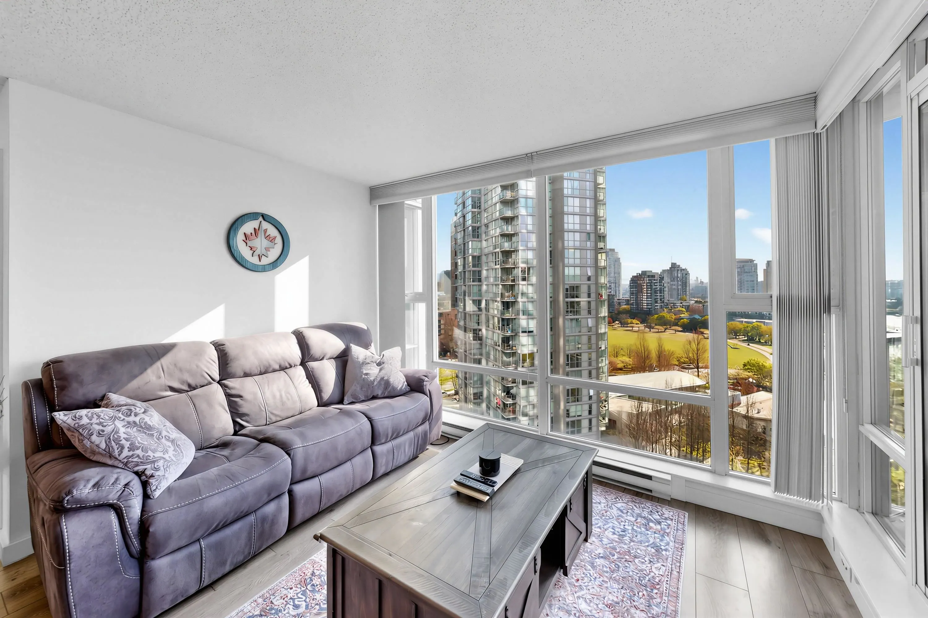 455 Beach Crescent #1501