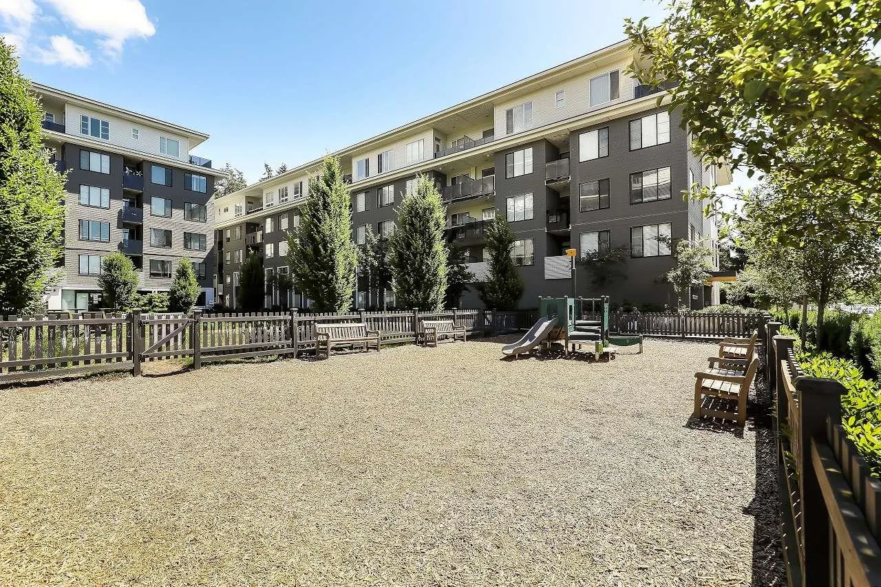 15825 85 Avenue #215