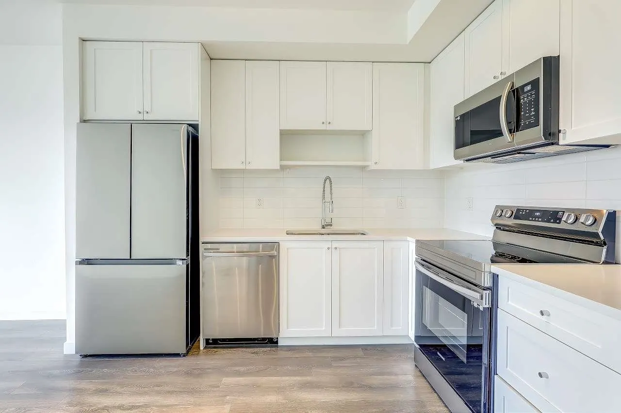 15825 85 Avenue #215