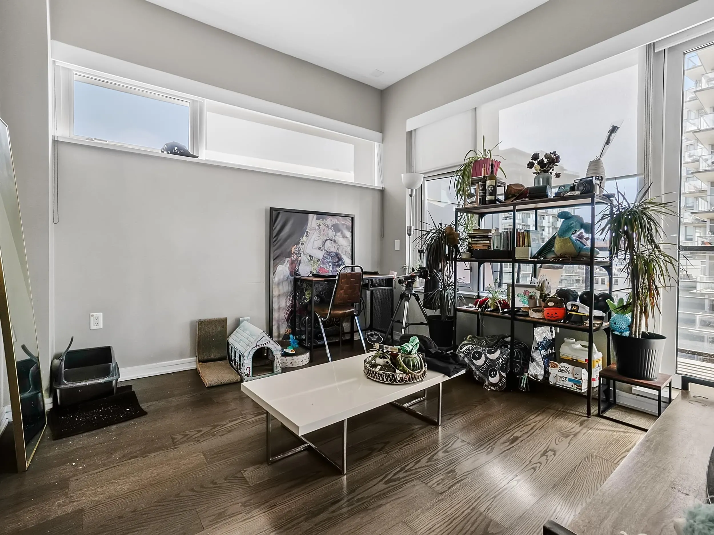 123 W 1st Avenue #610