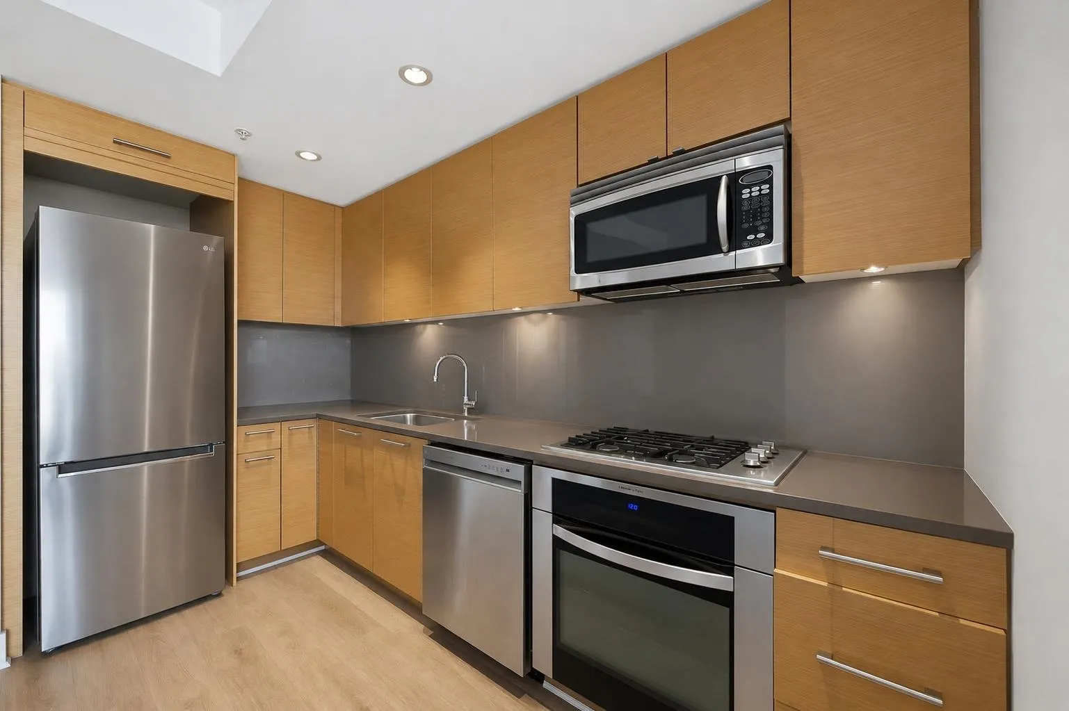 15152 Russell Avenue #505