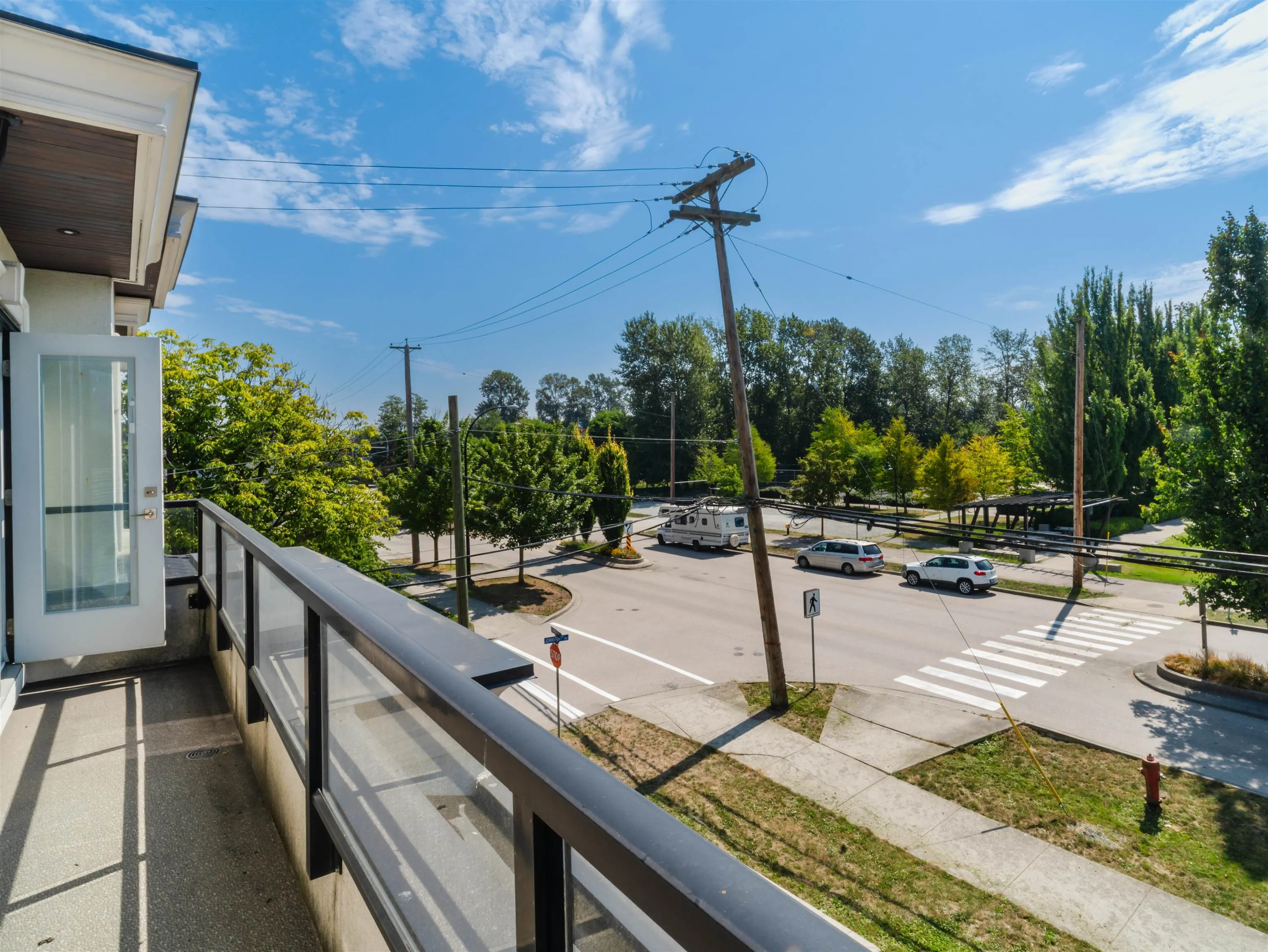 501 Ewen Avenue