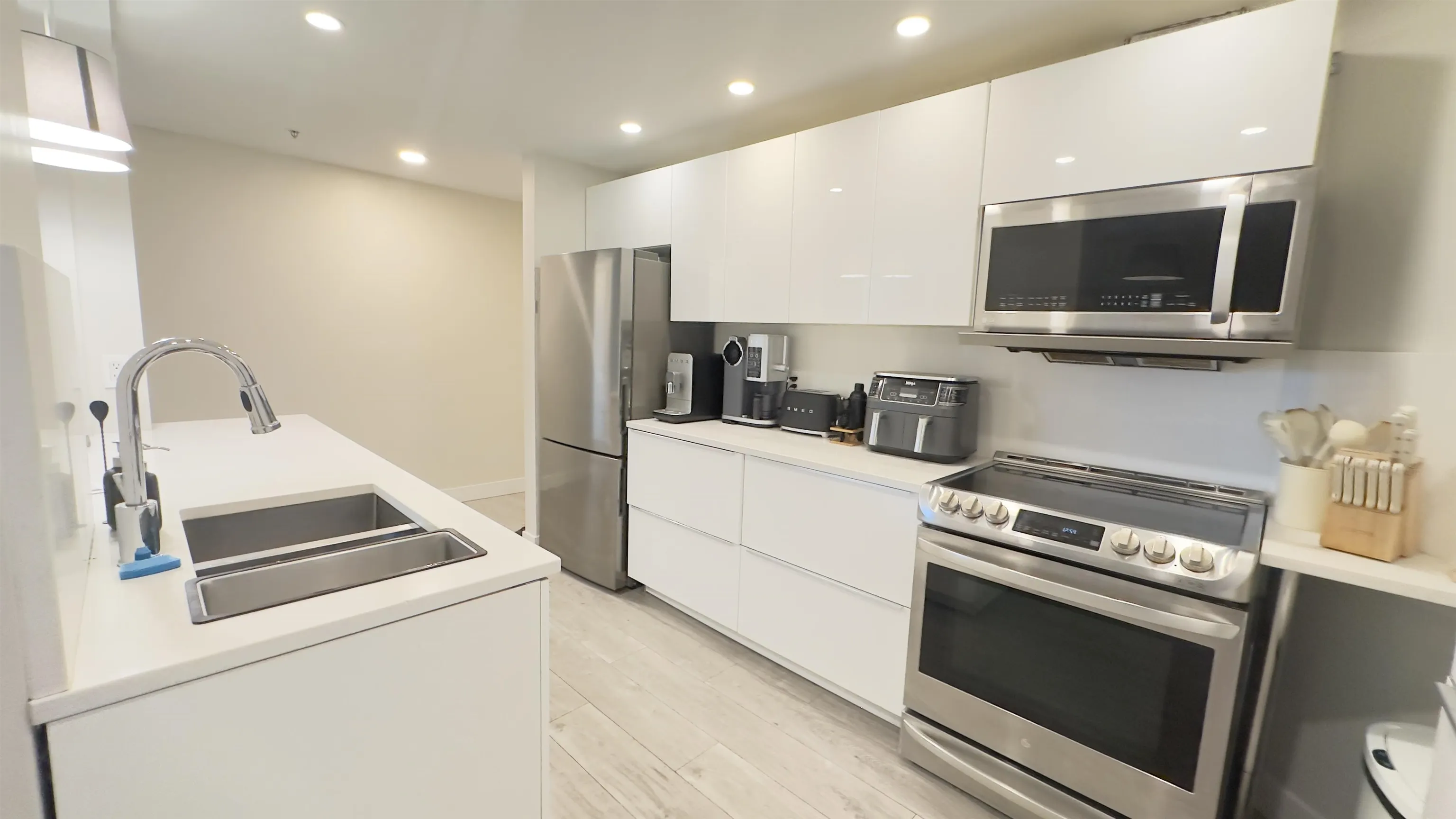 1318 Homer Street #502
