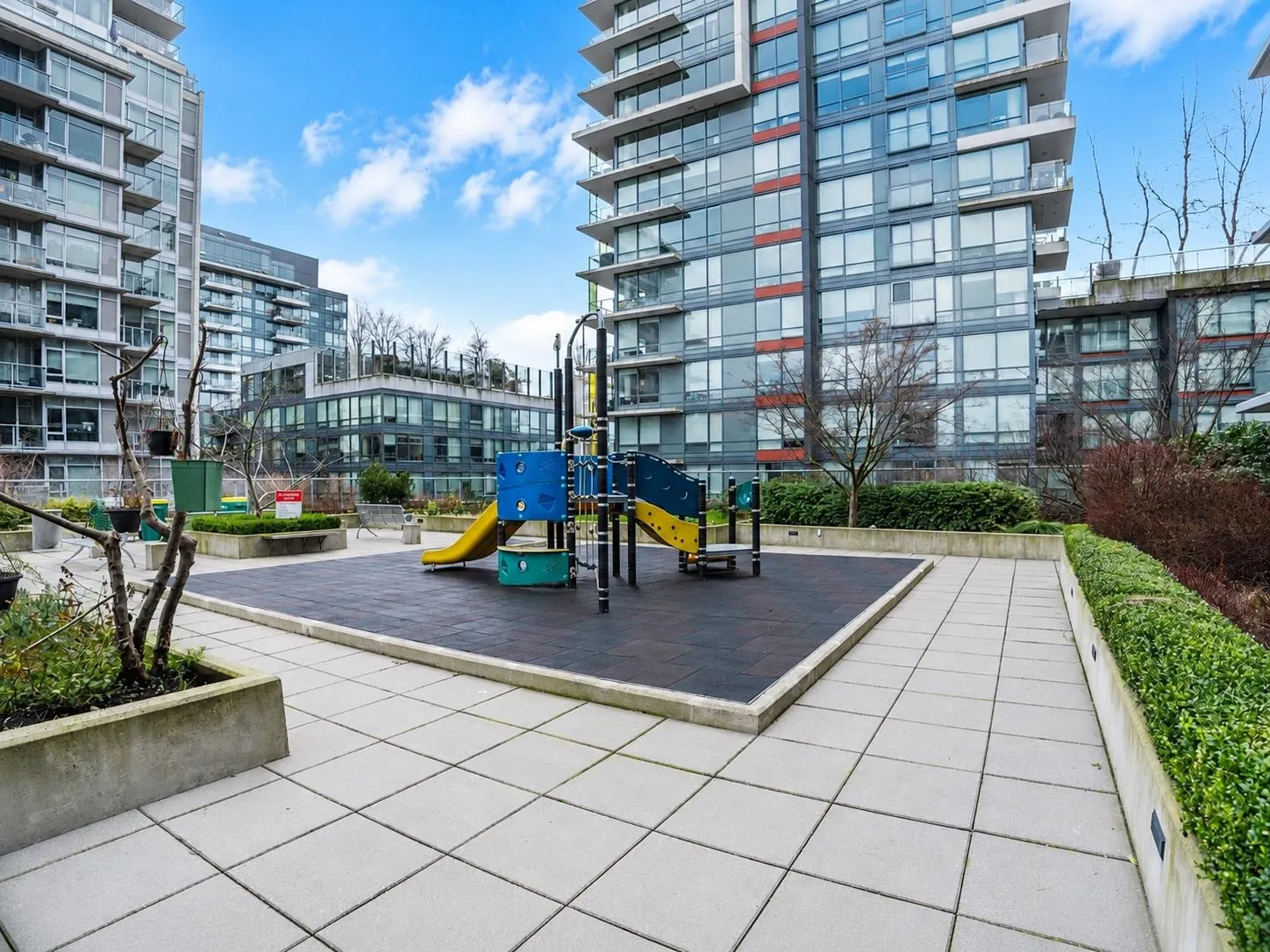 168 W 1st Avenue #809