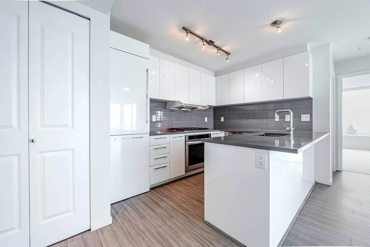 6658 Dow Avenue #1005