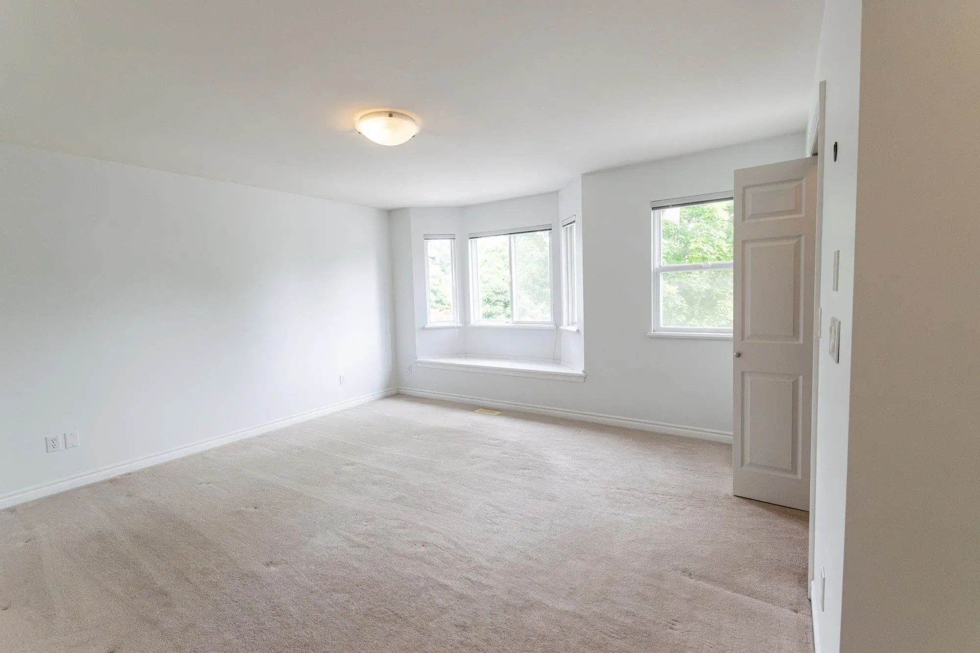 1154 Amazon Street