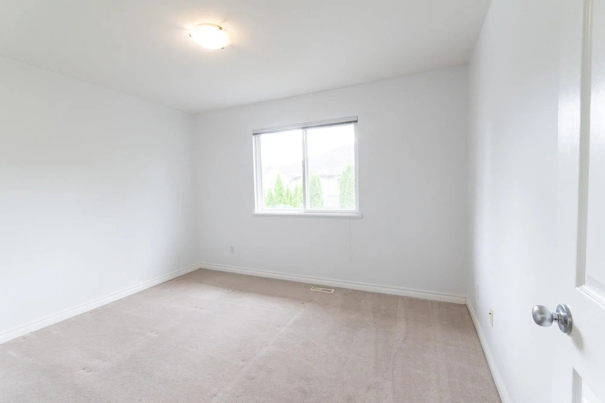 1154 Amazon Street