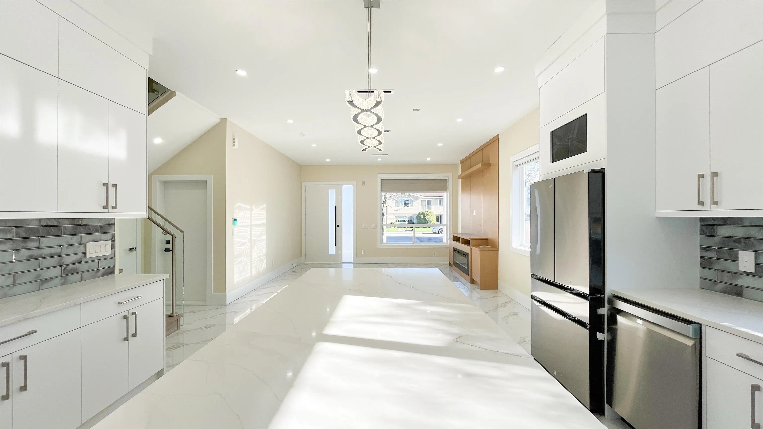 5169 57 Street