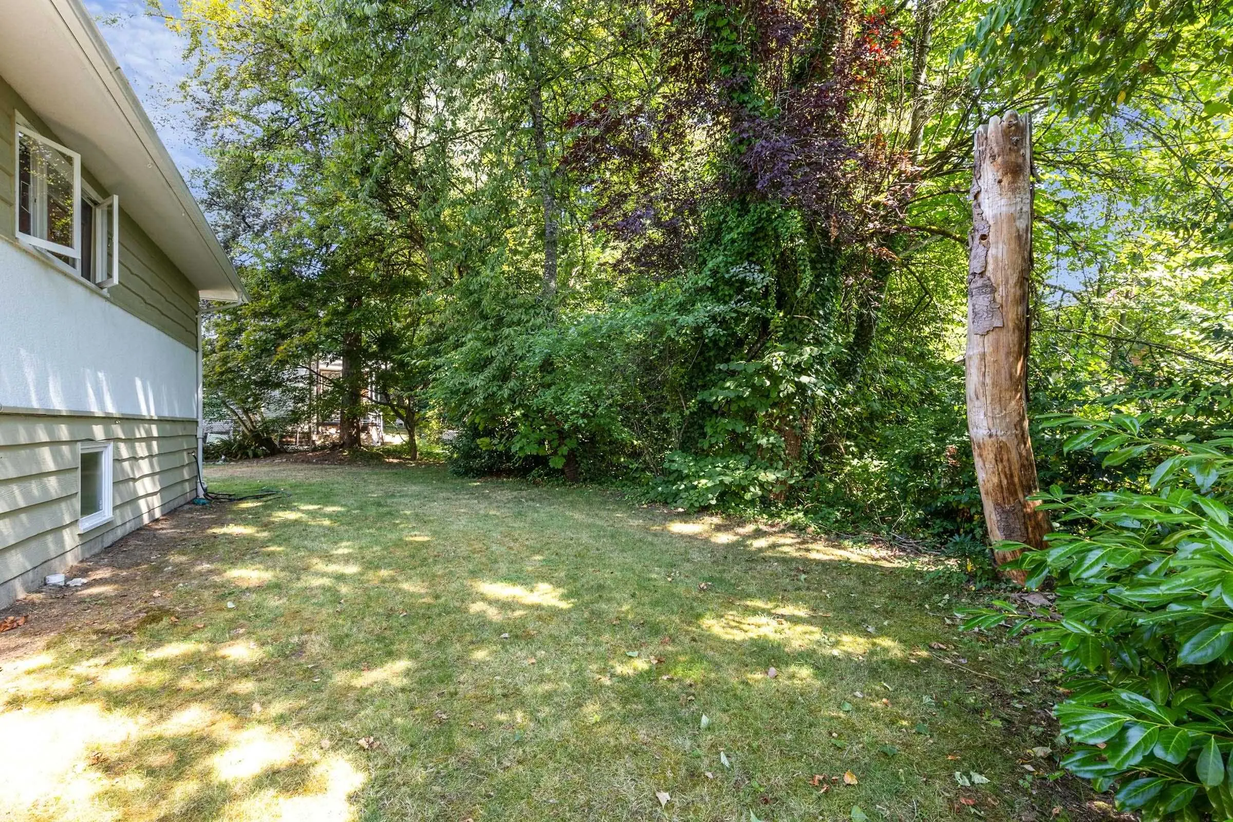 541 Cochrane Avenue