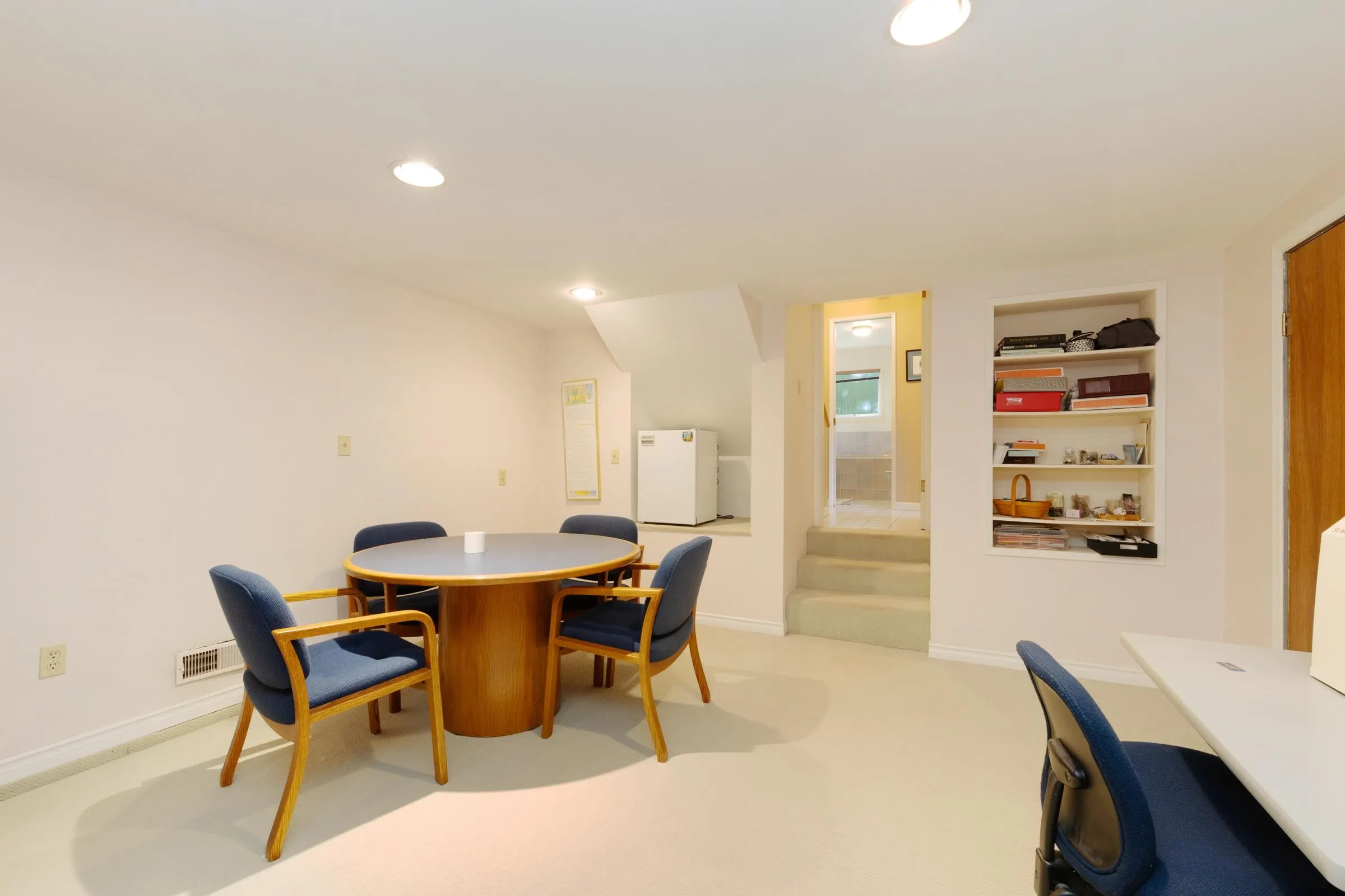 541 Cochrane Avenue