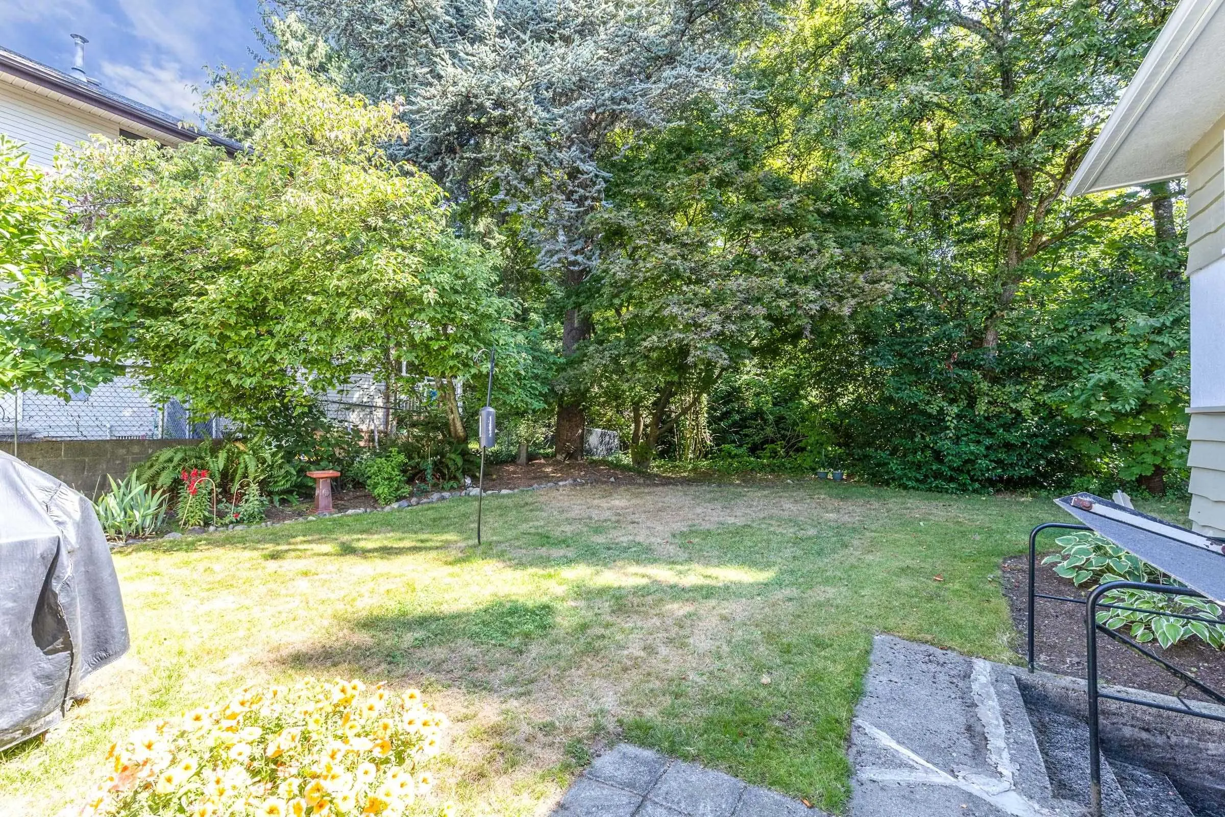 541 Cochrane Avenue