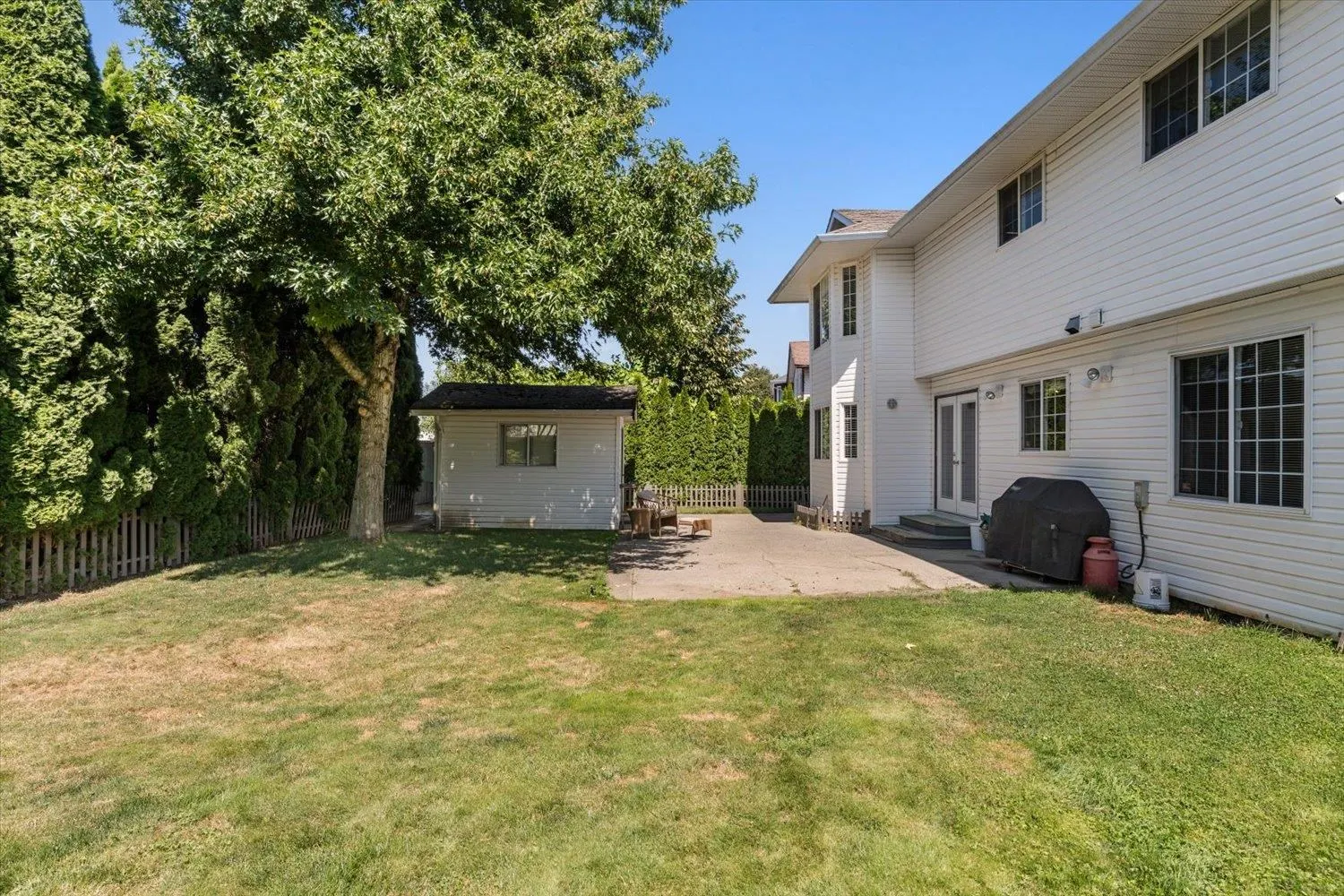 6045 Glenroy Drive
