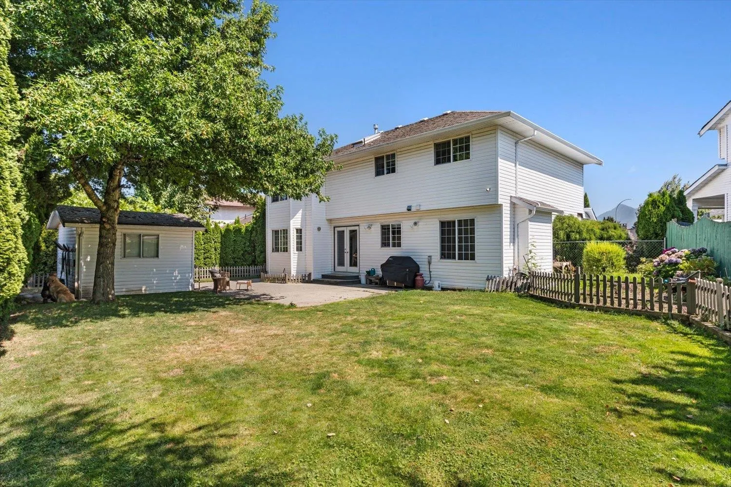 6045 Glenroy Drive
