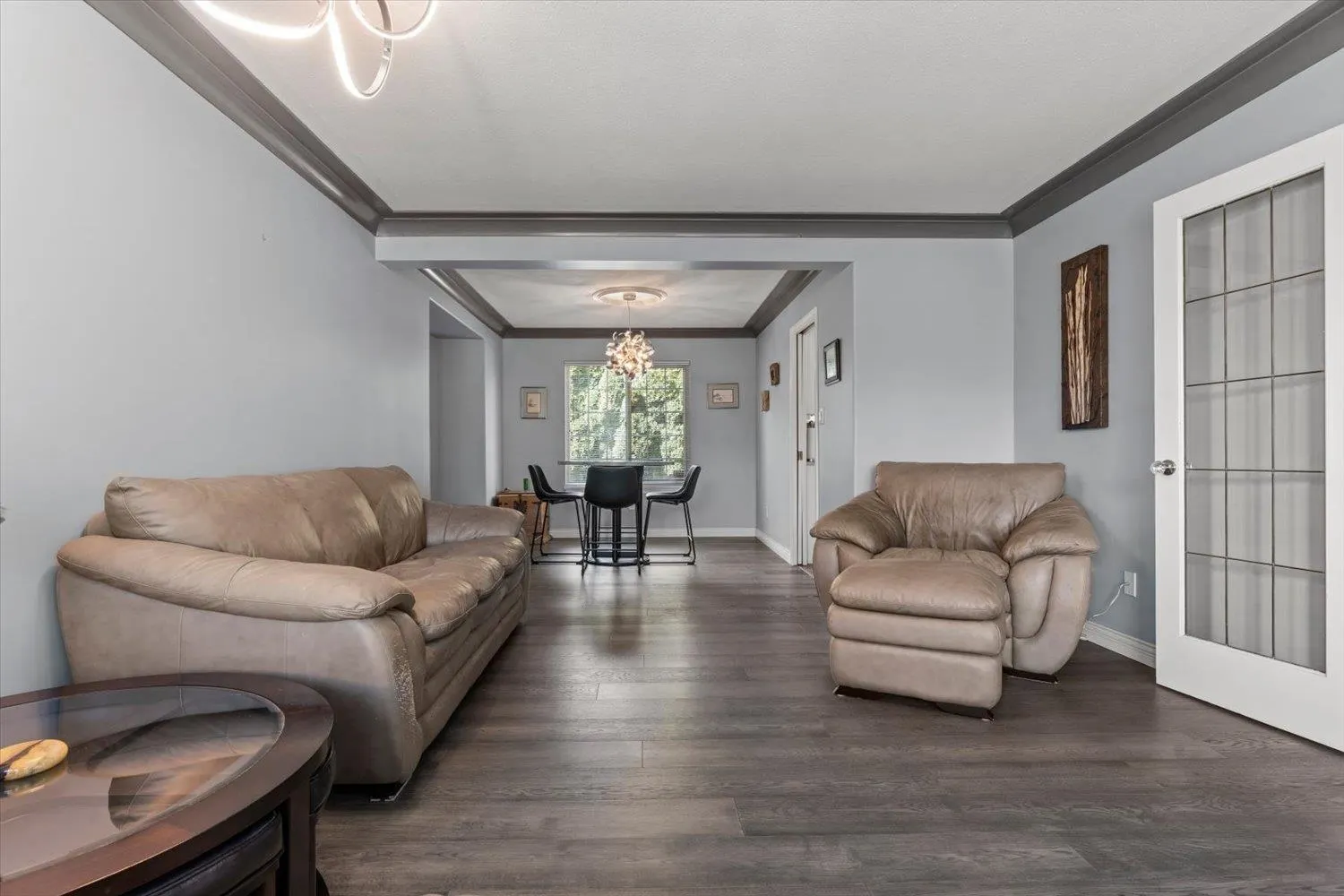6045 Glenroy Drive