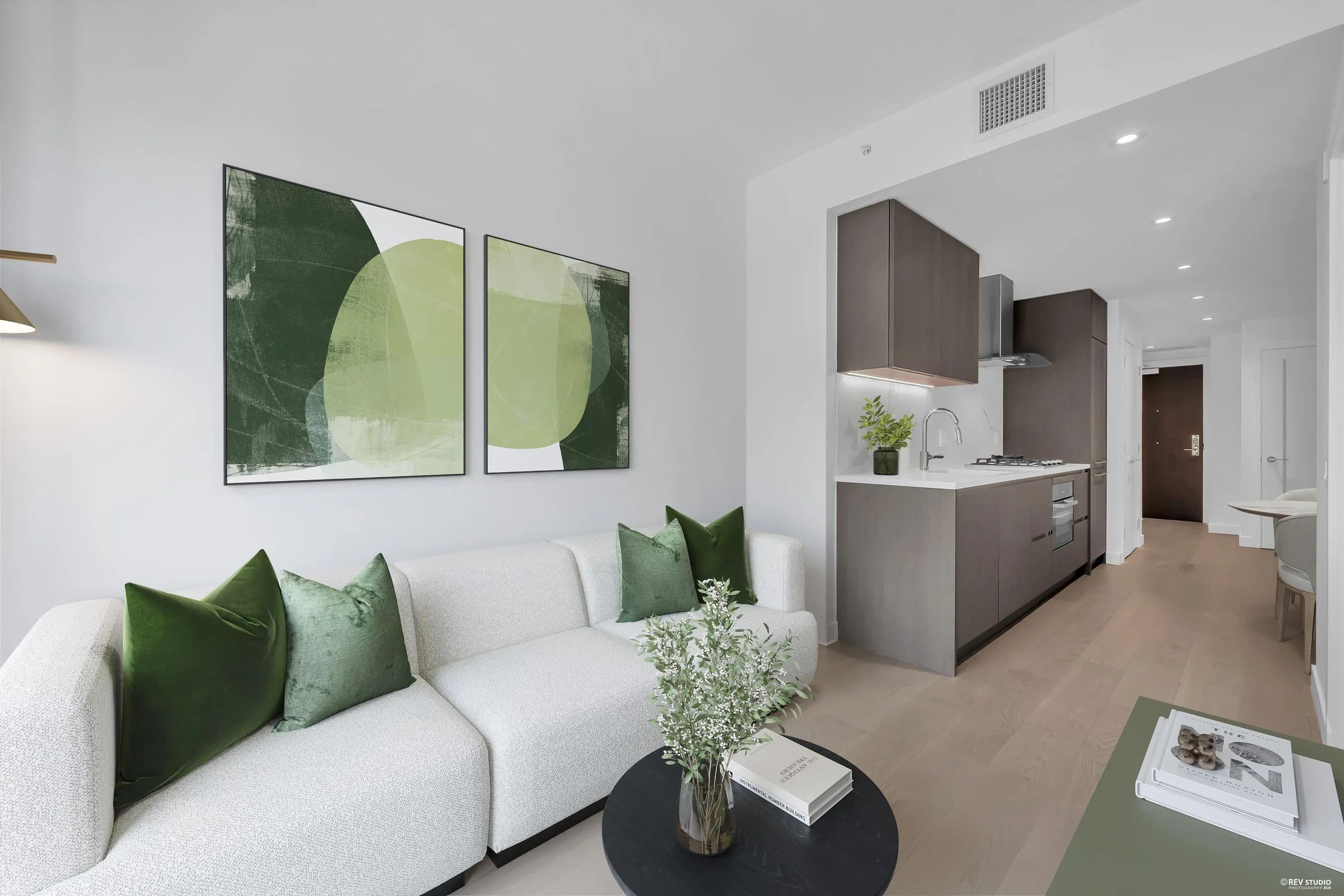 5168 Cambie Street #108