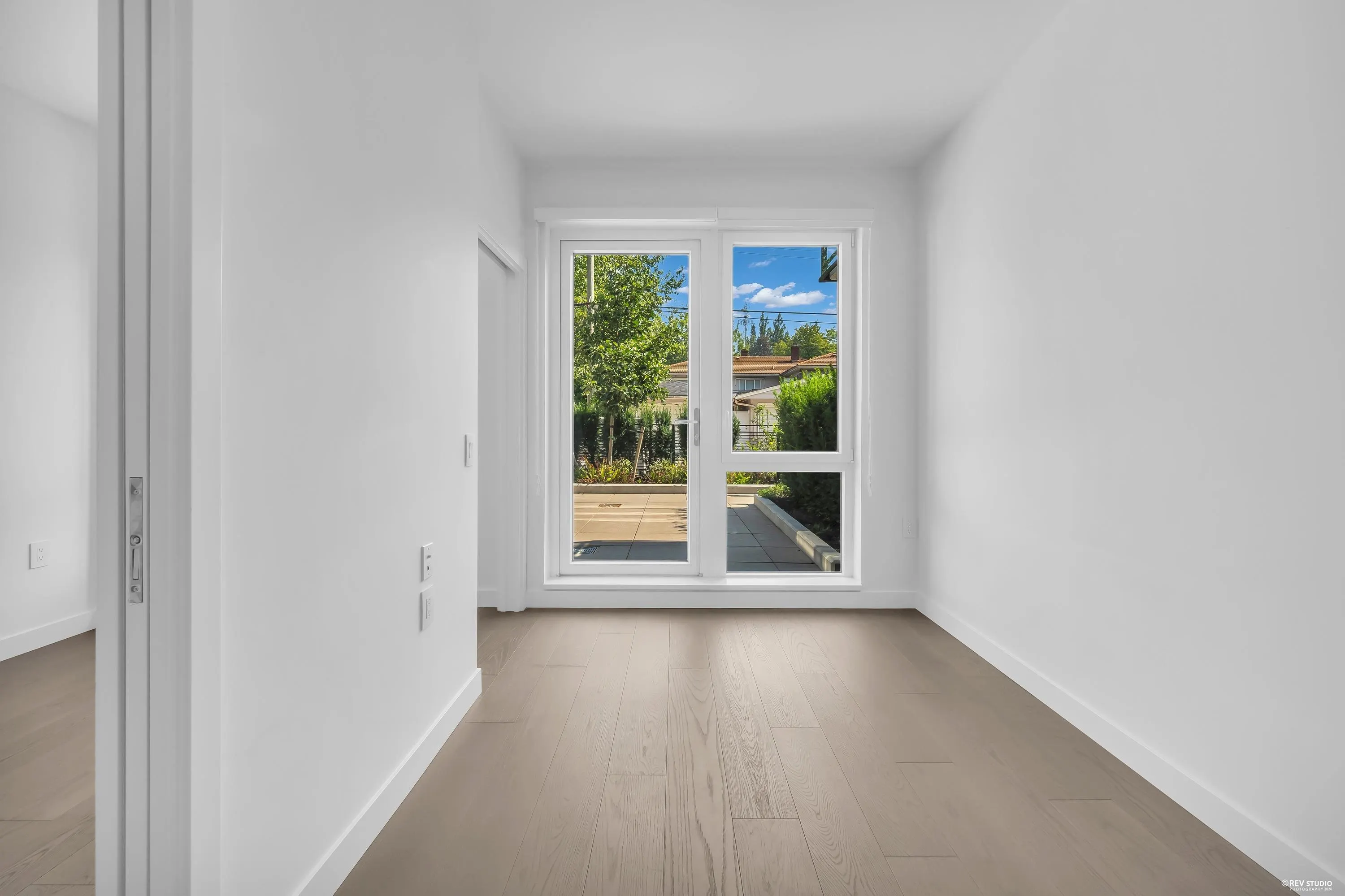 5168 Cambie Street #108