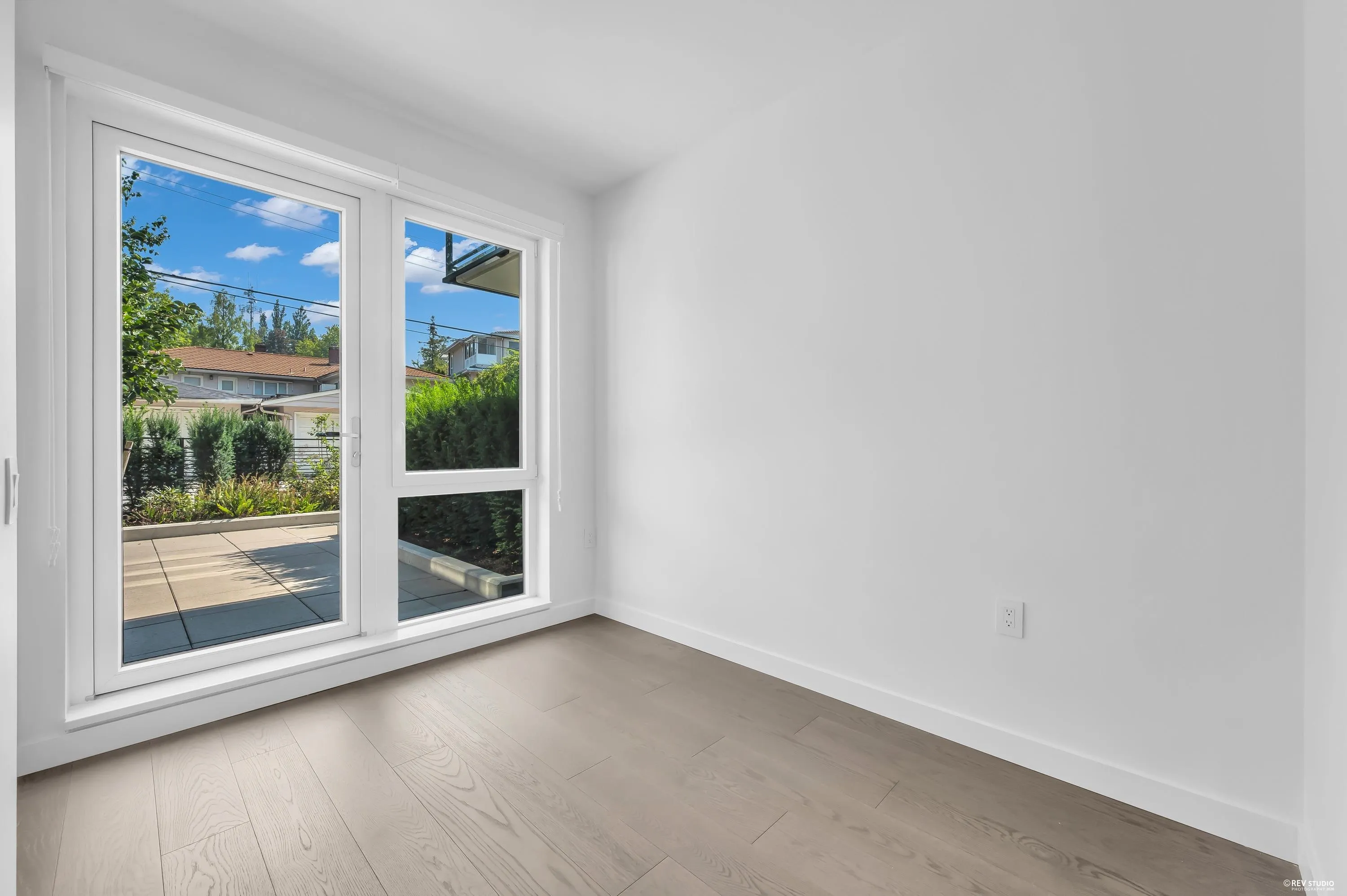 5168 Cambie Street #108