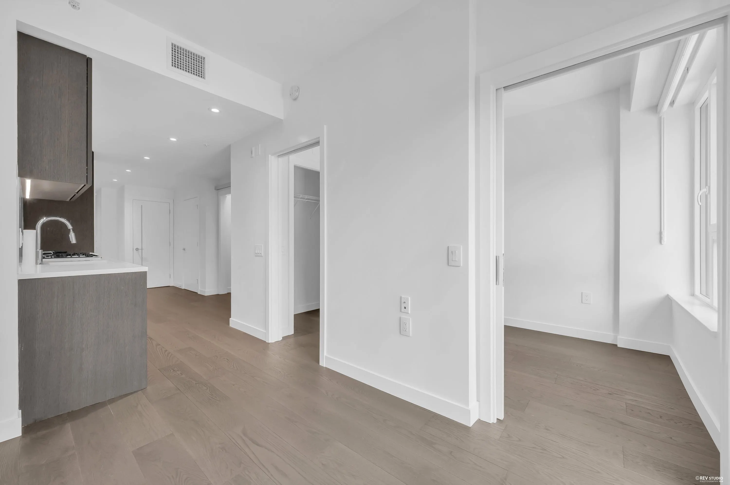 5168 Cambie Street #108