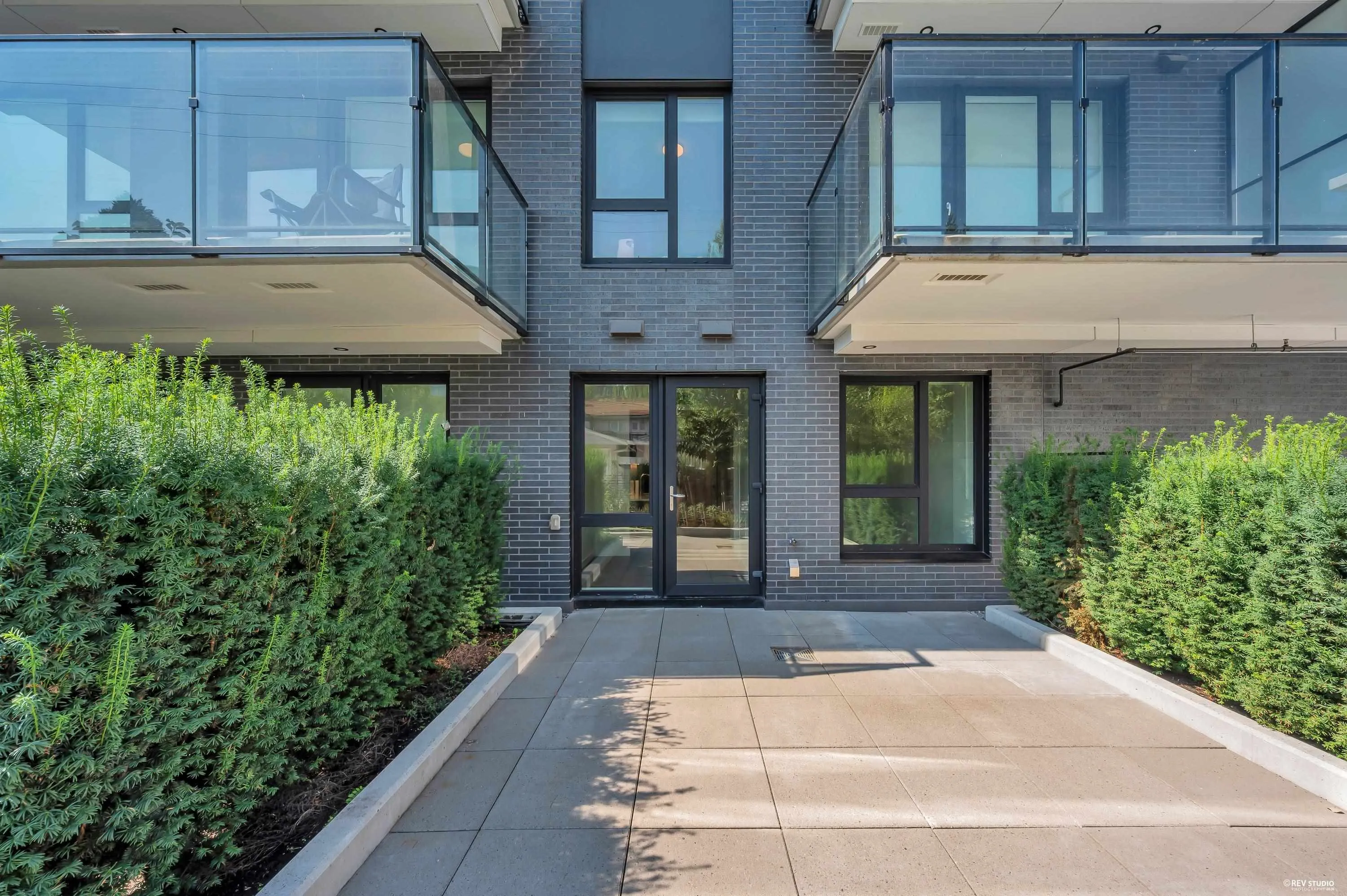 5168 Cambie Street #108