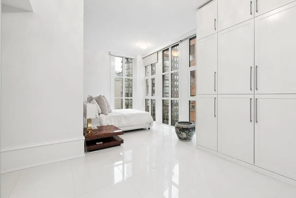 1102 Hornby Street #PH2