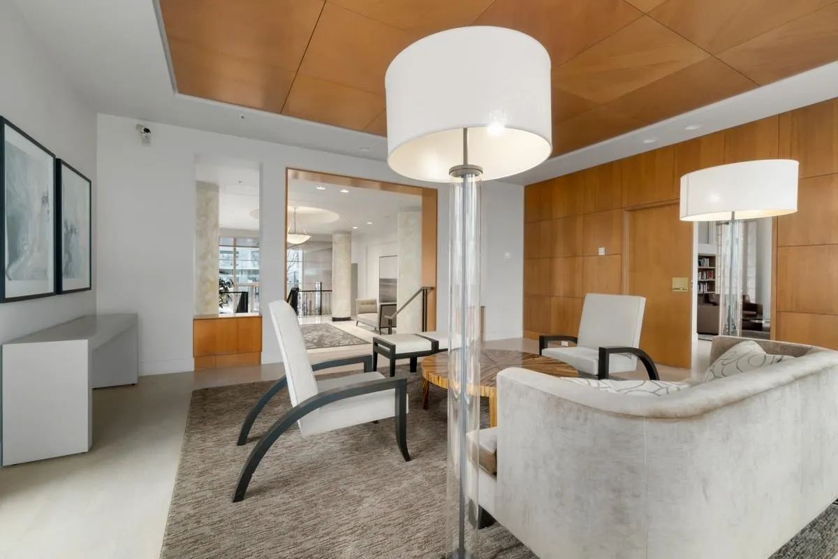 1501 Howe Street #1104