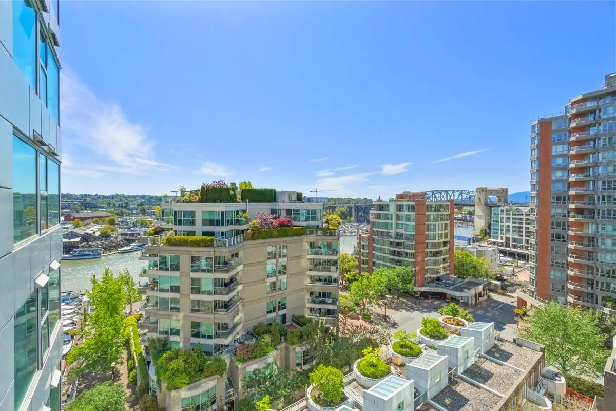 1501 Howe Street #1104