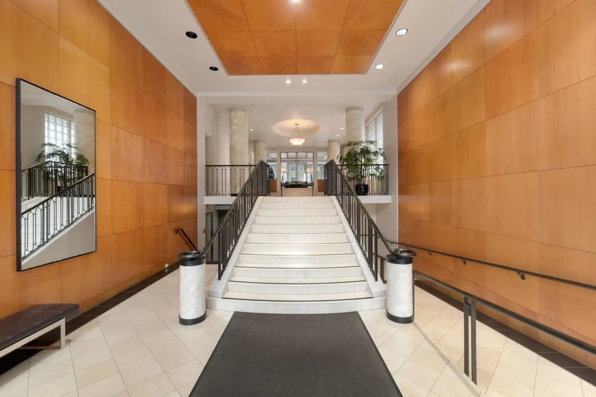 1501 Howe Street #1104
