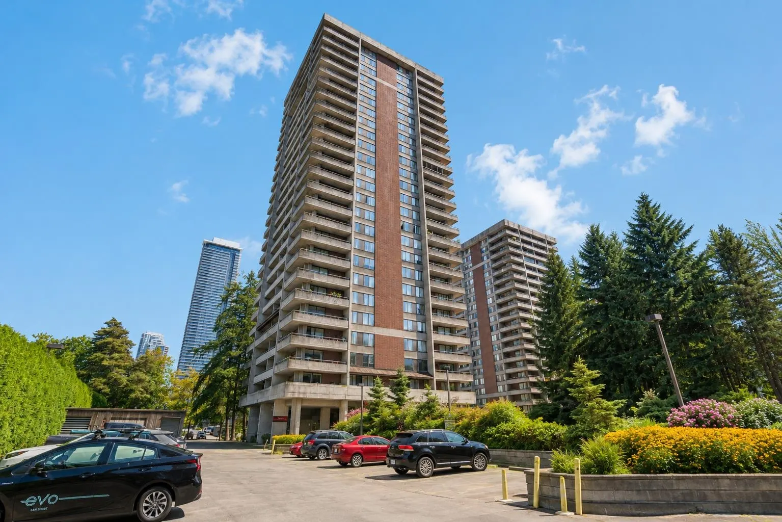 3755 Bartlett Court #1701