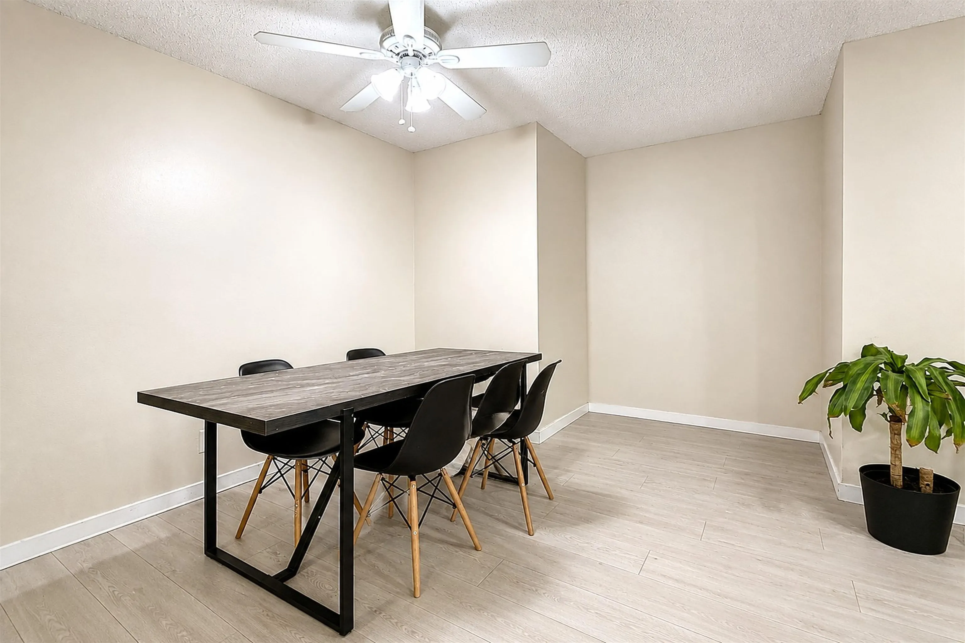 10560 154 Street #306