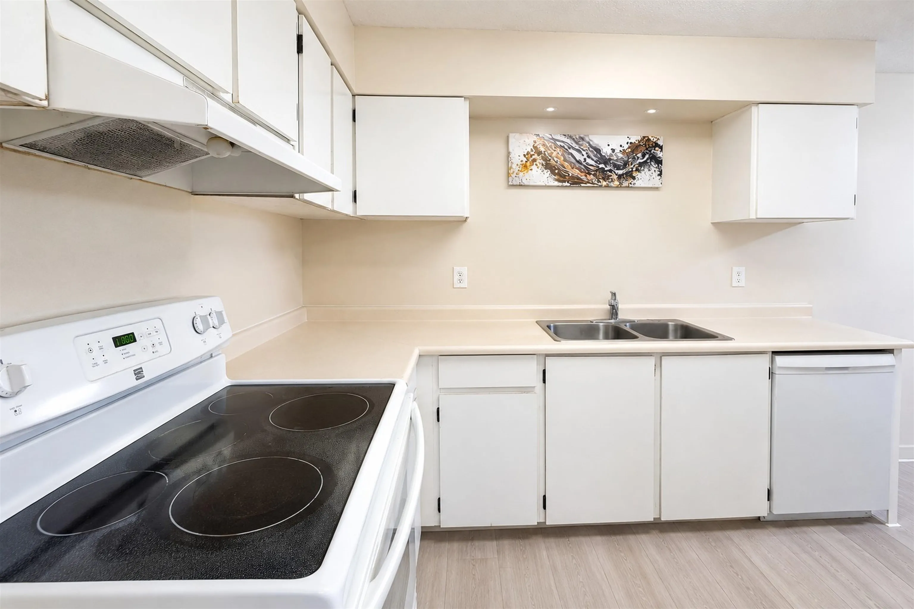 10560 154 Street #306