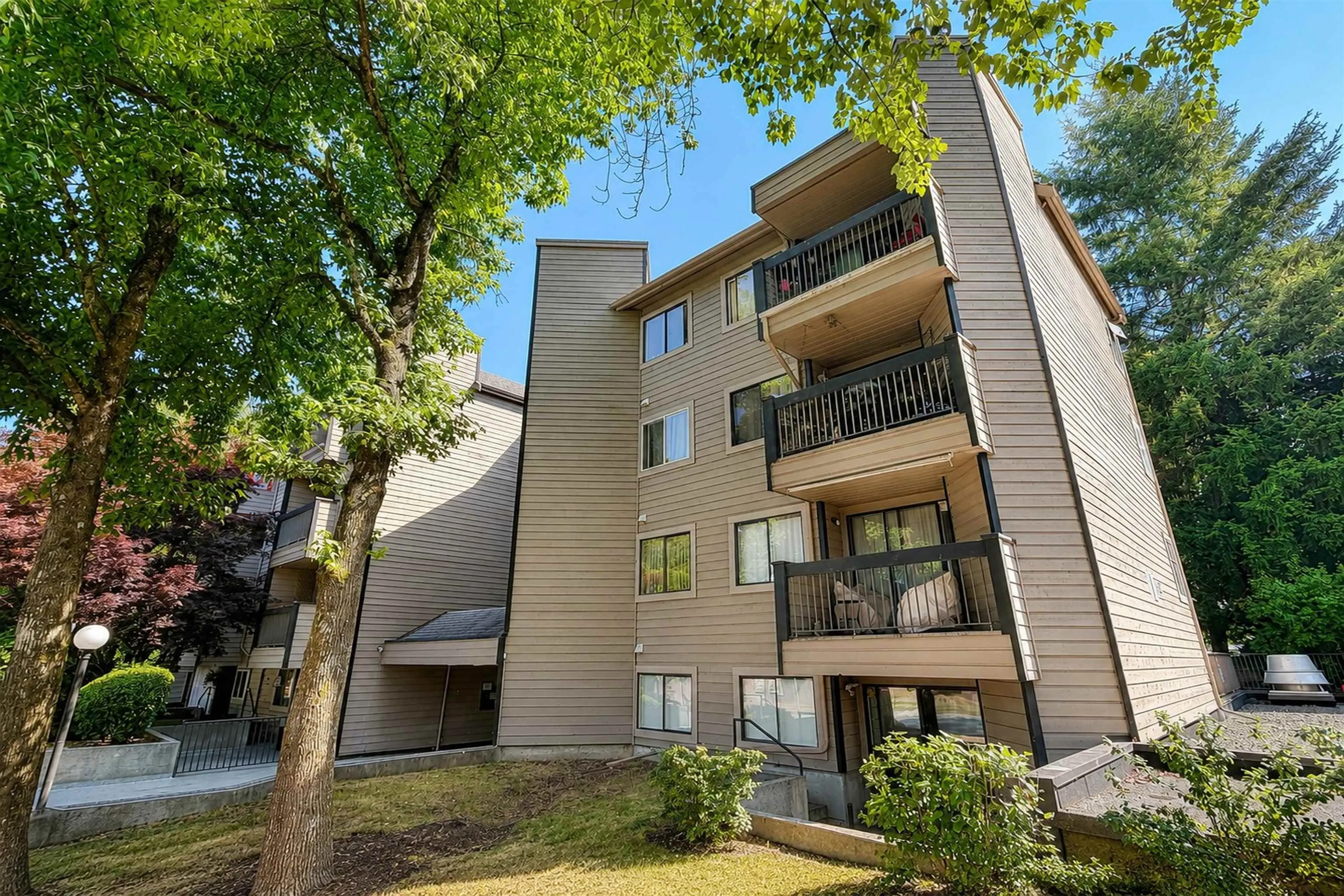 10560 154 Street #306