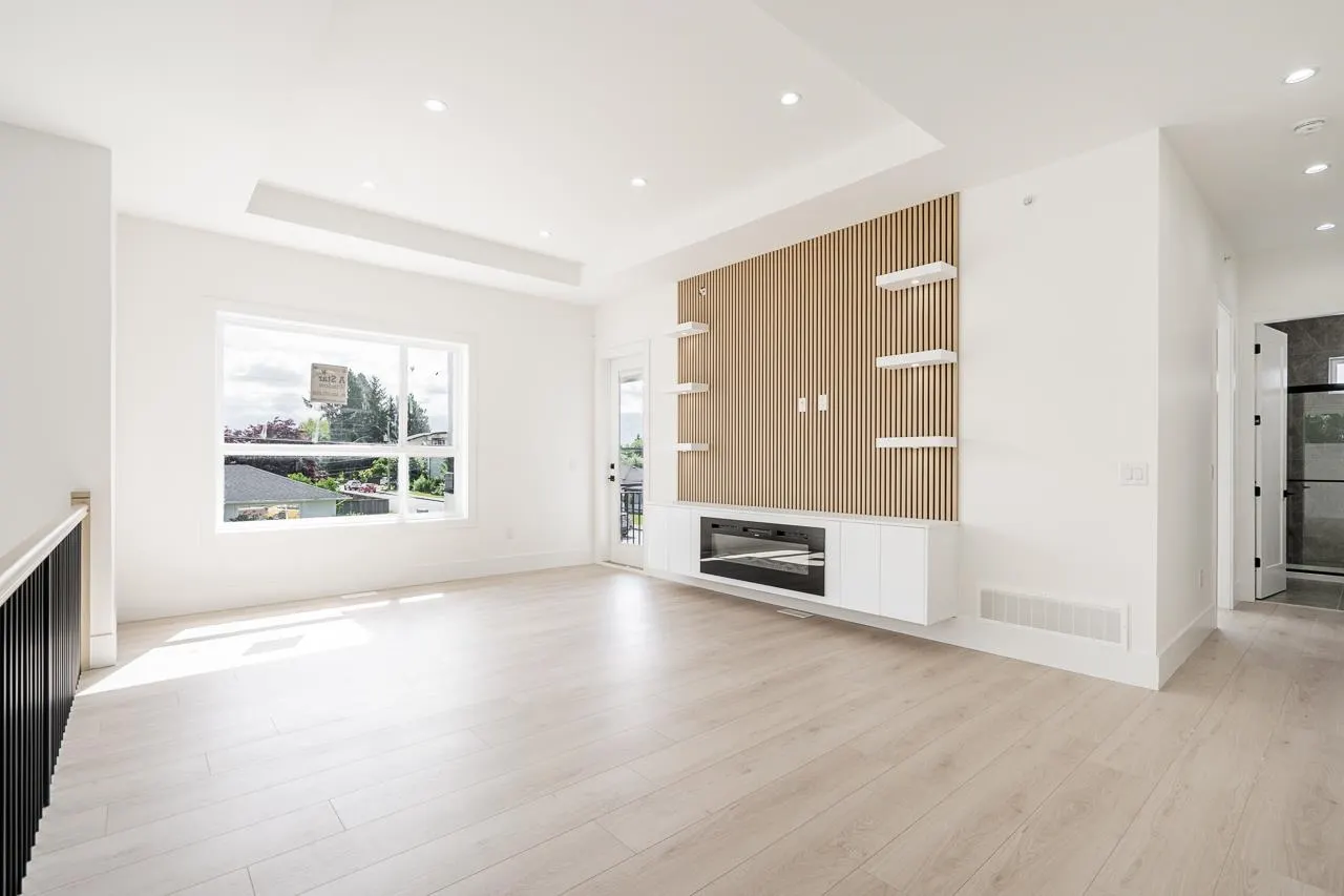 45945 Lewis Avenue #UPPER B
