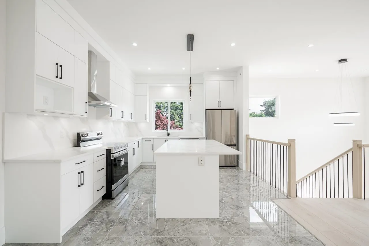 45945 Lewis Avenue #UPPER B